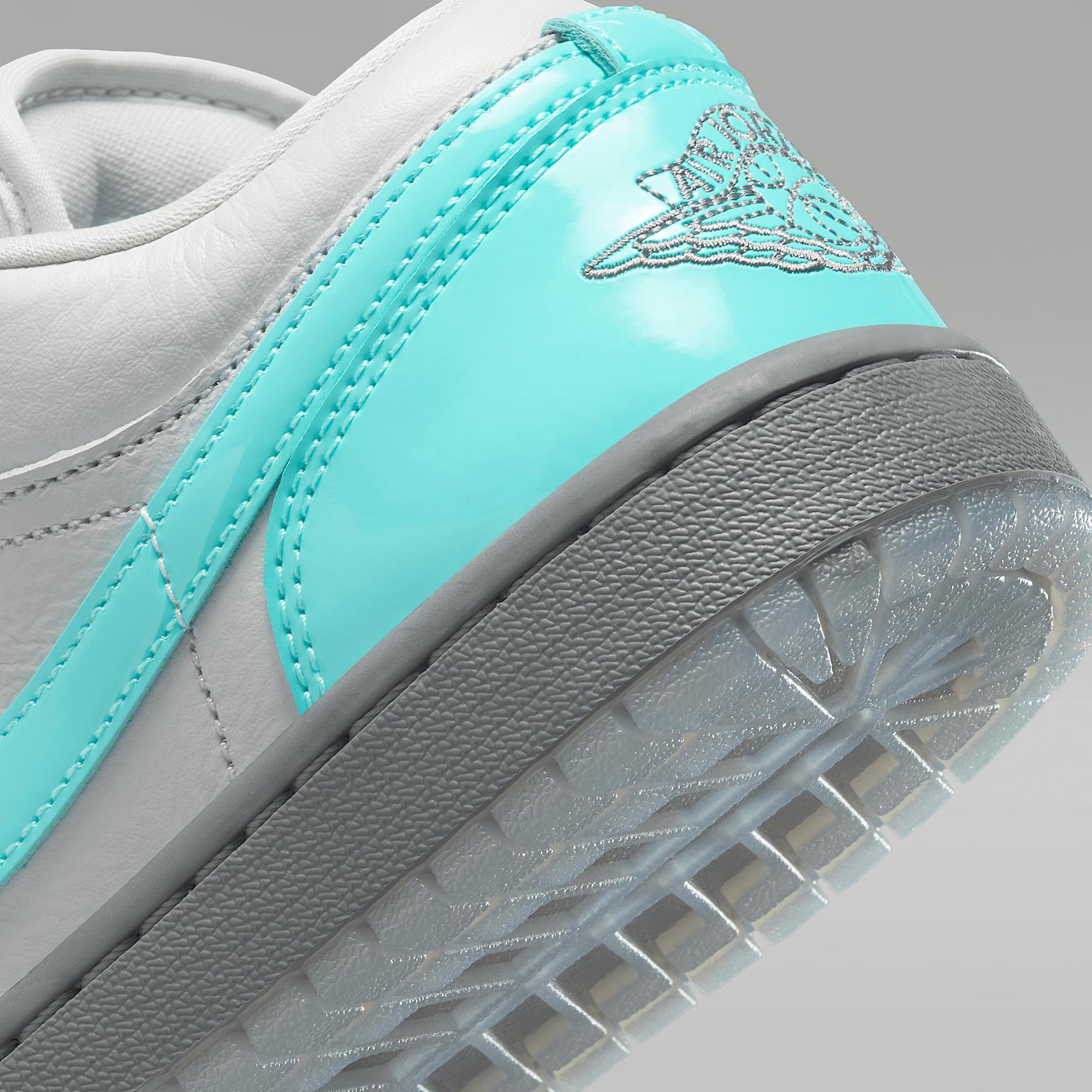 Air Jordan 1 Low SE Women's Shoes Product Image