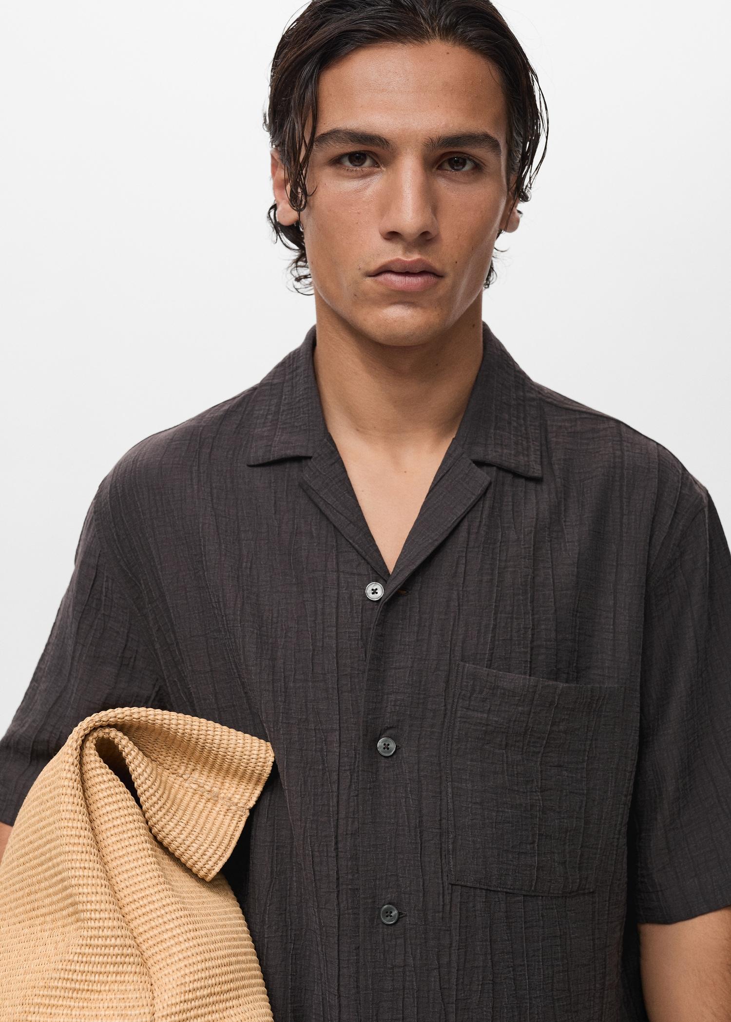 Creased-effect shirt - Men | MANGO USA Product Image