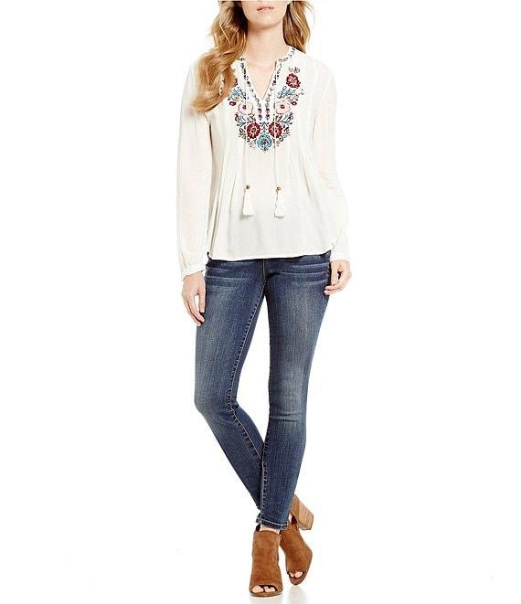 Code Bleu Soho Skinny Leg Mid Rise Jeans Product Image