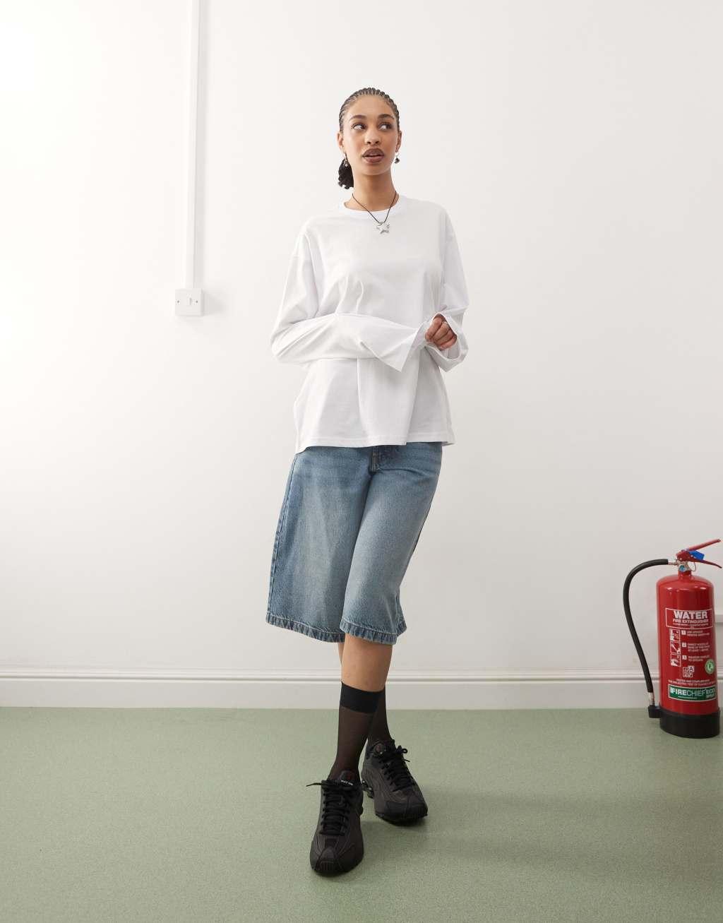 Weekday oversized boxy fit long sleeve t-shirt in white Product Image