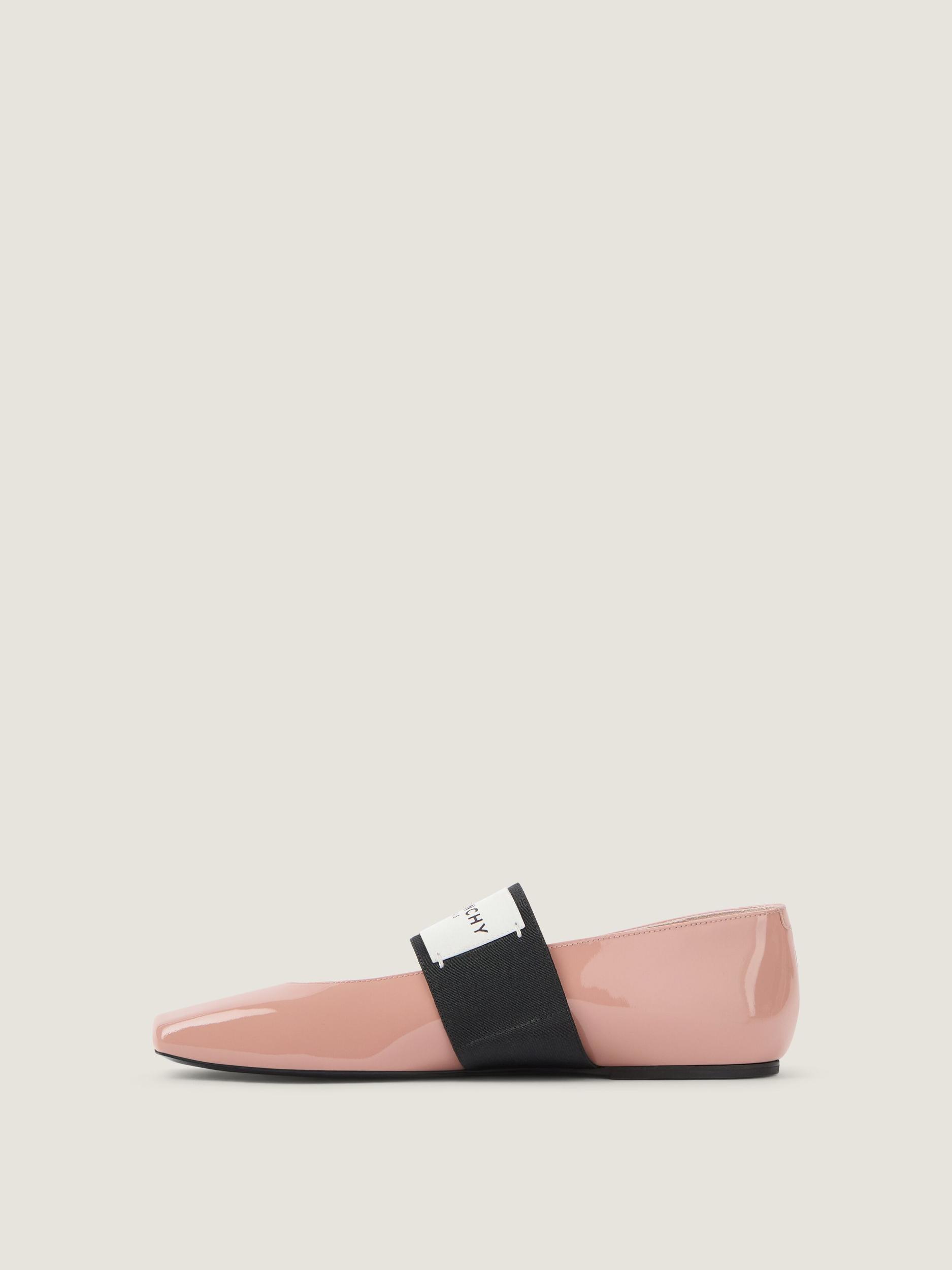 Sliced Square ballerinas in patent leather Product Image