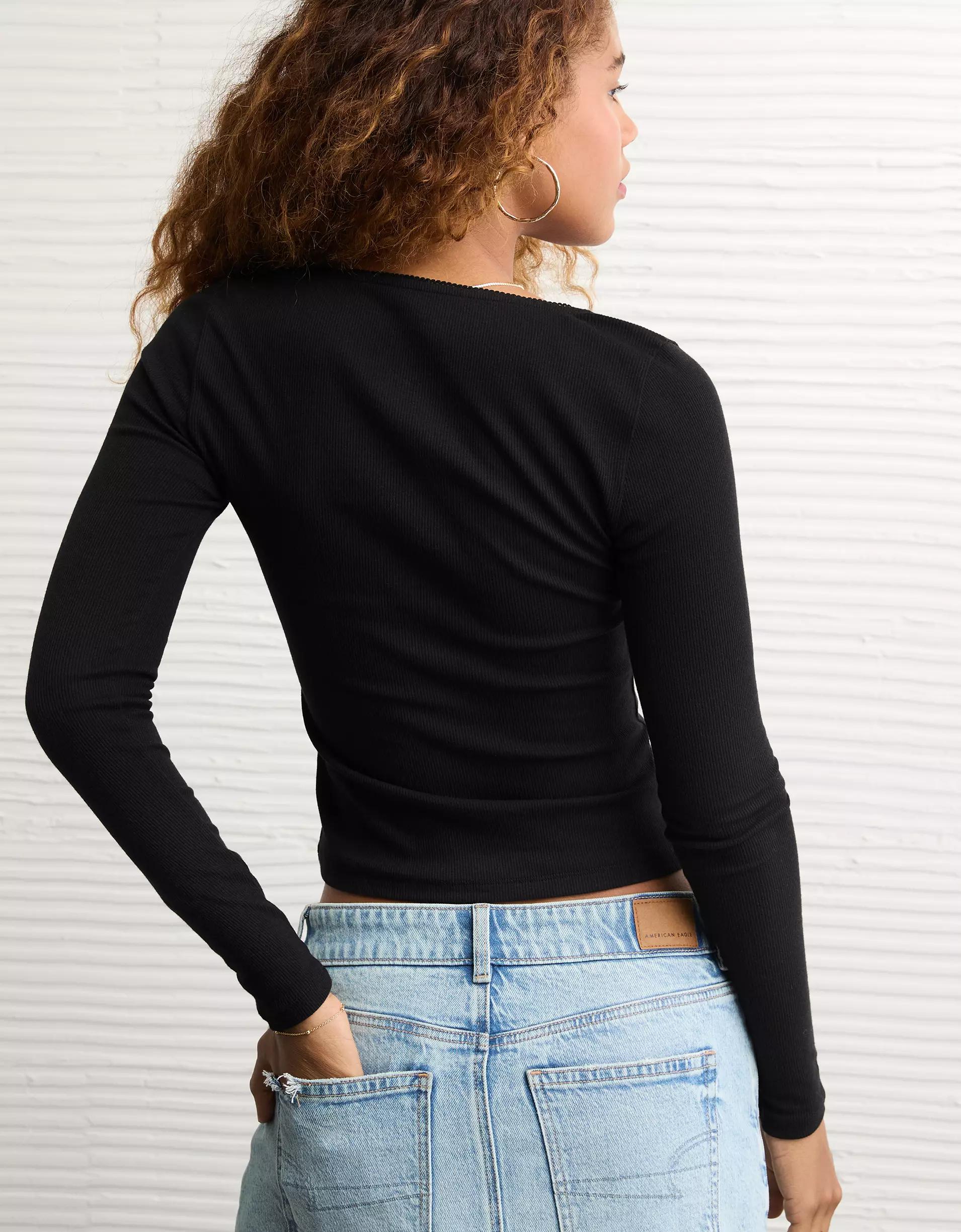 AE Long Sleeve Bow T-Shirt Product Image