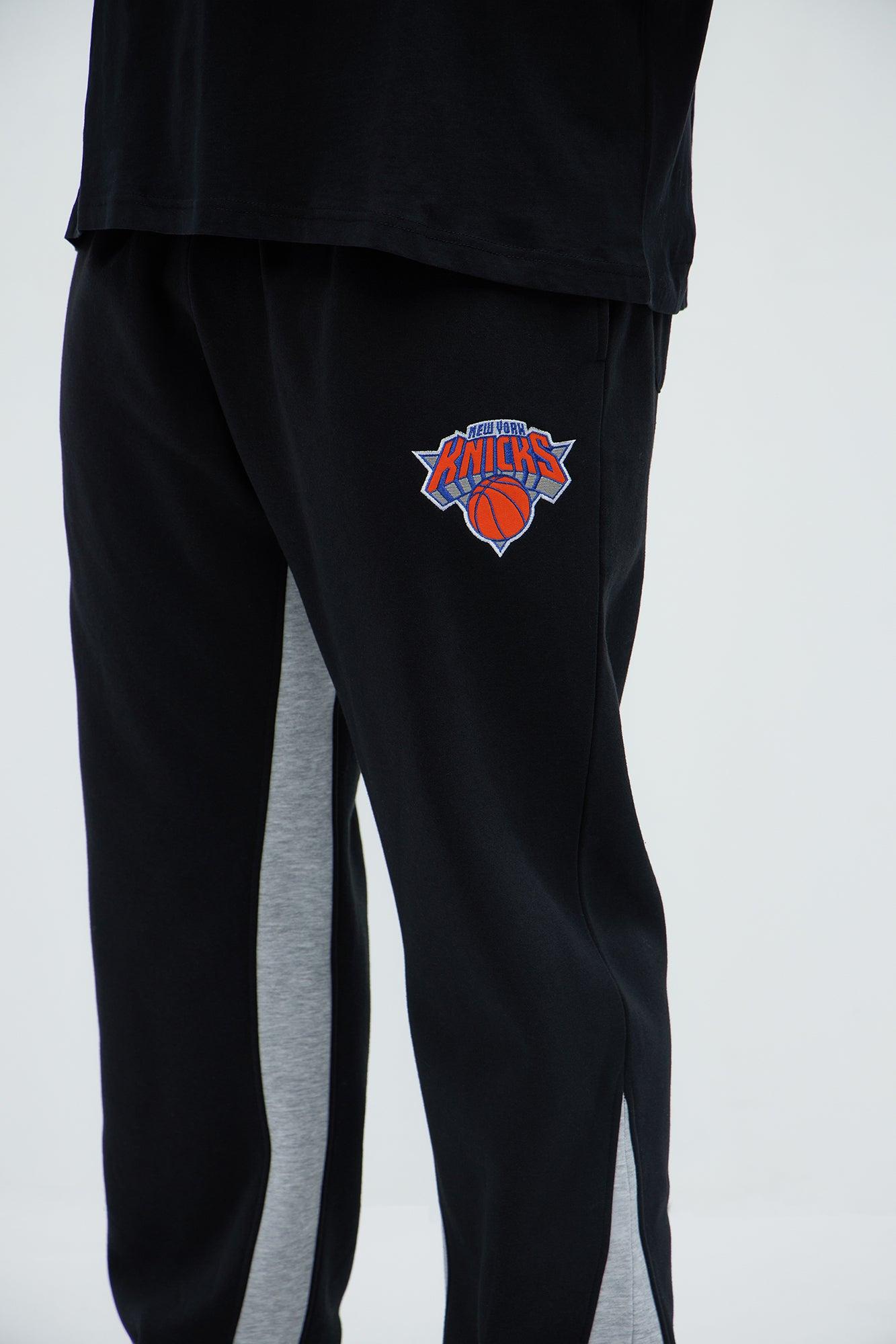 Knicks Backboard Skinny Flare Sweatpants - Blue/Black Male Product Image