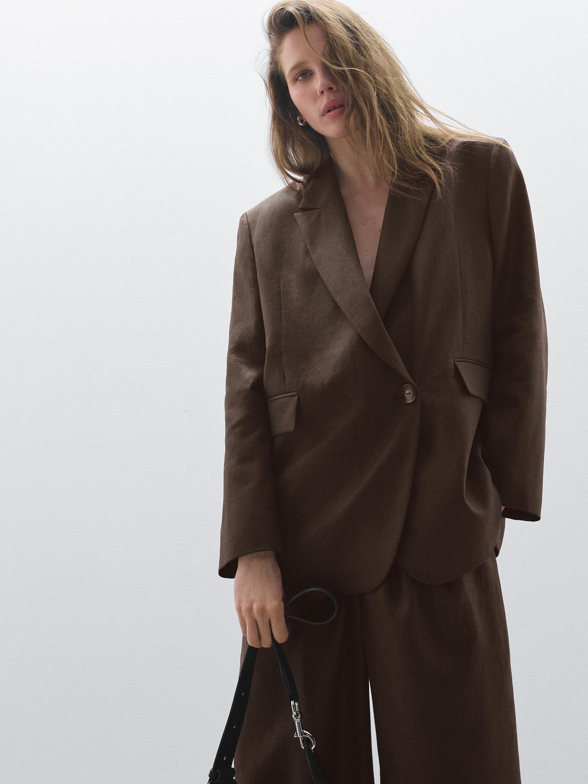 100% linen double-breasted blazer - Studio Product Image