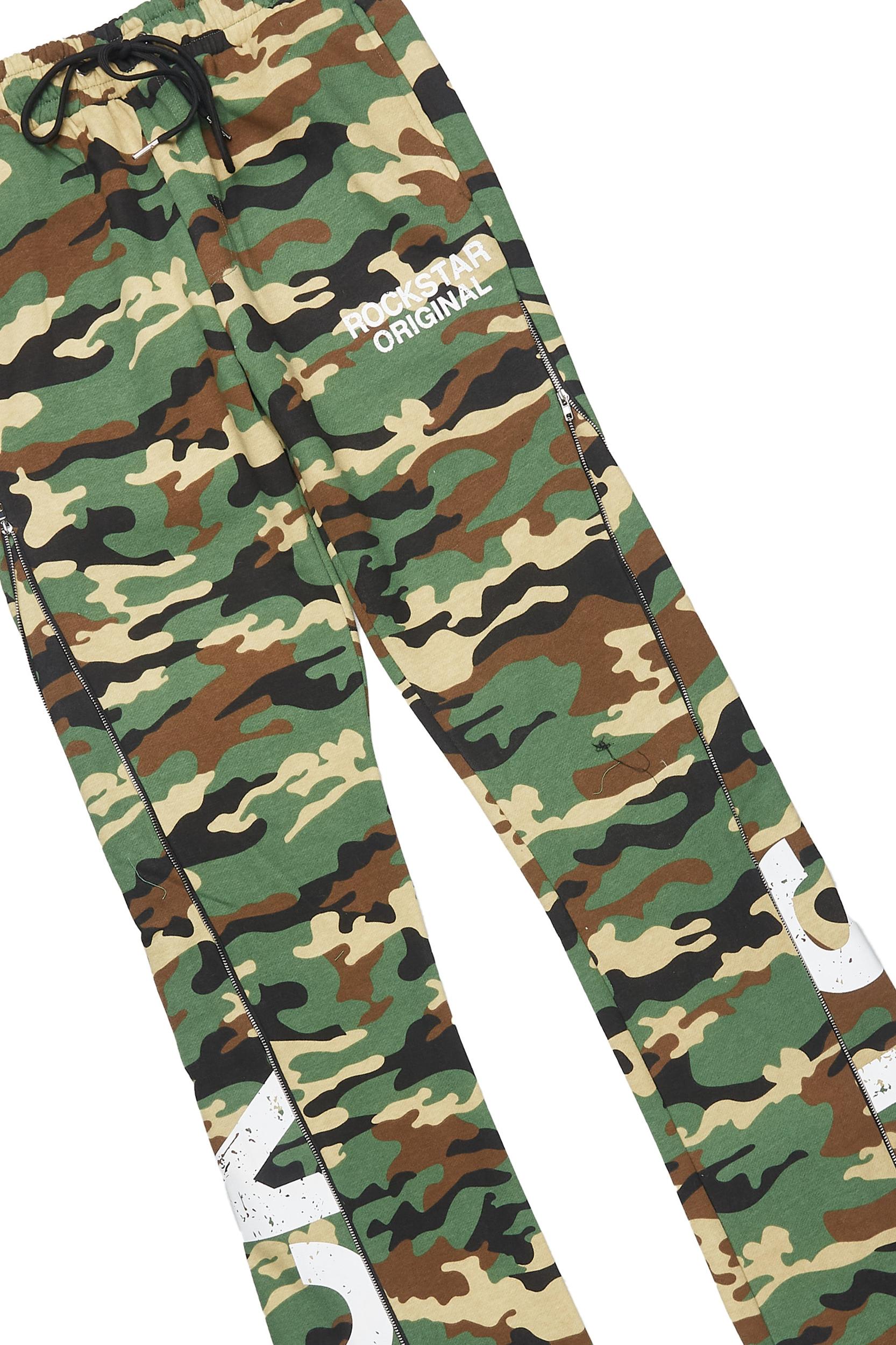 Deniska Camo T-Shirt/Baggy Stacked Flare Track Set Male Product Image