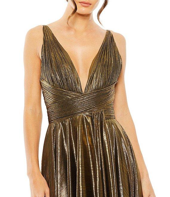 Mac Duggal Sleeveless V-Neck Pleated Top Metallic Dress Product Image