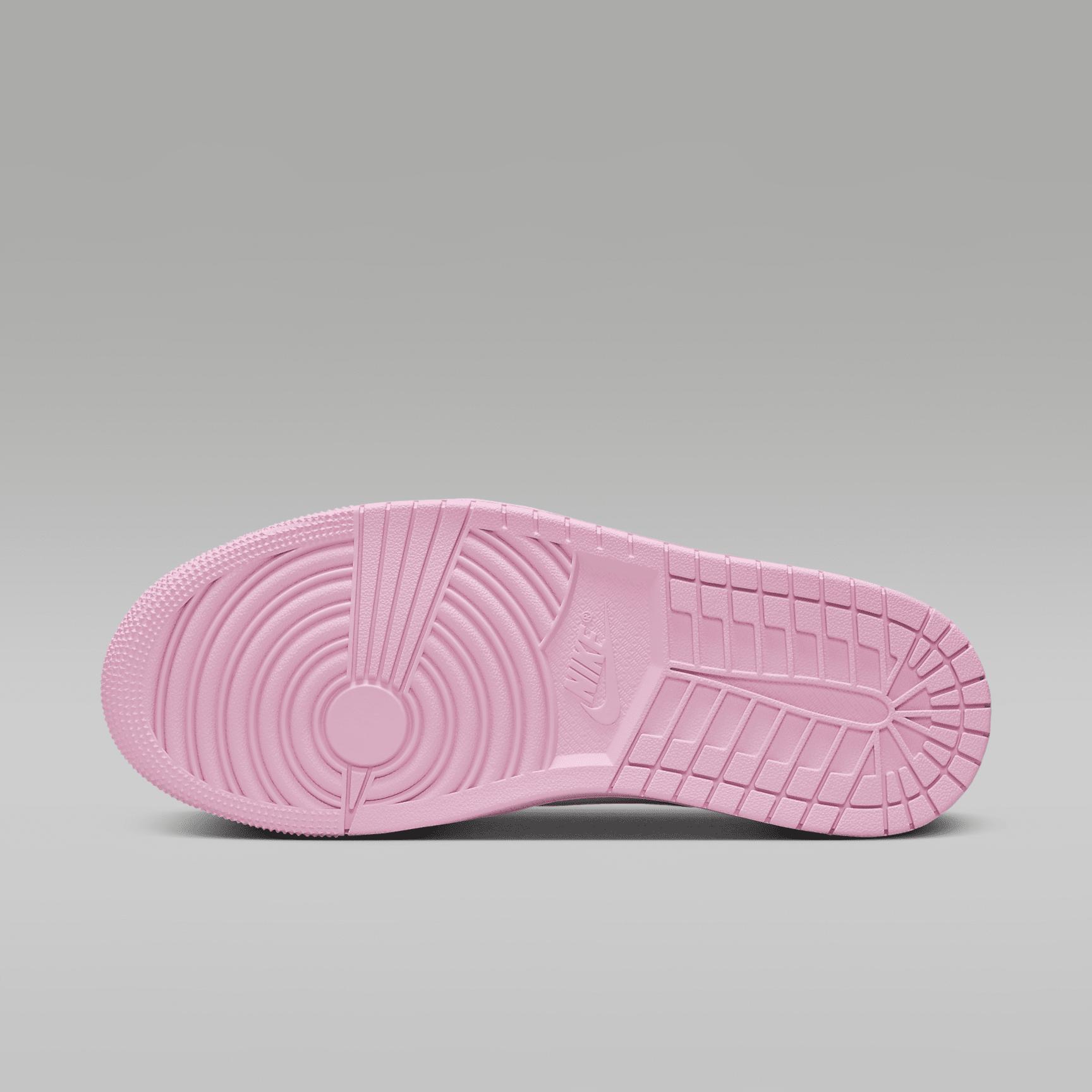Women's Air Jordan 1 Low Method of Make Shoes Product Image