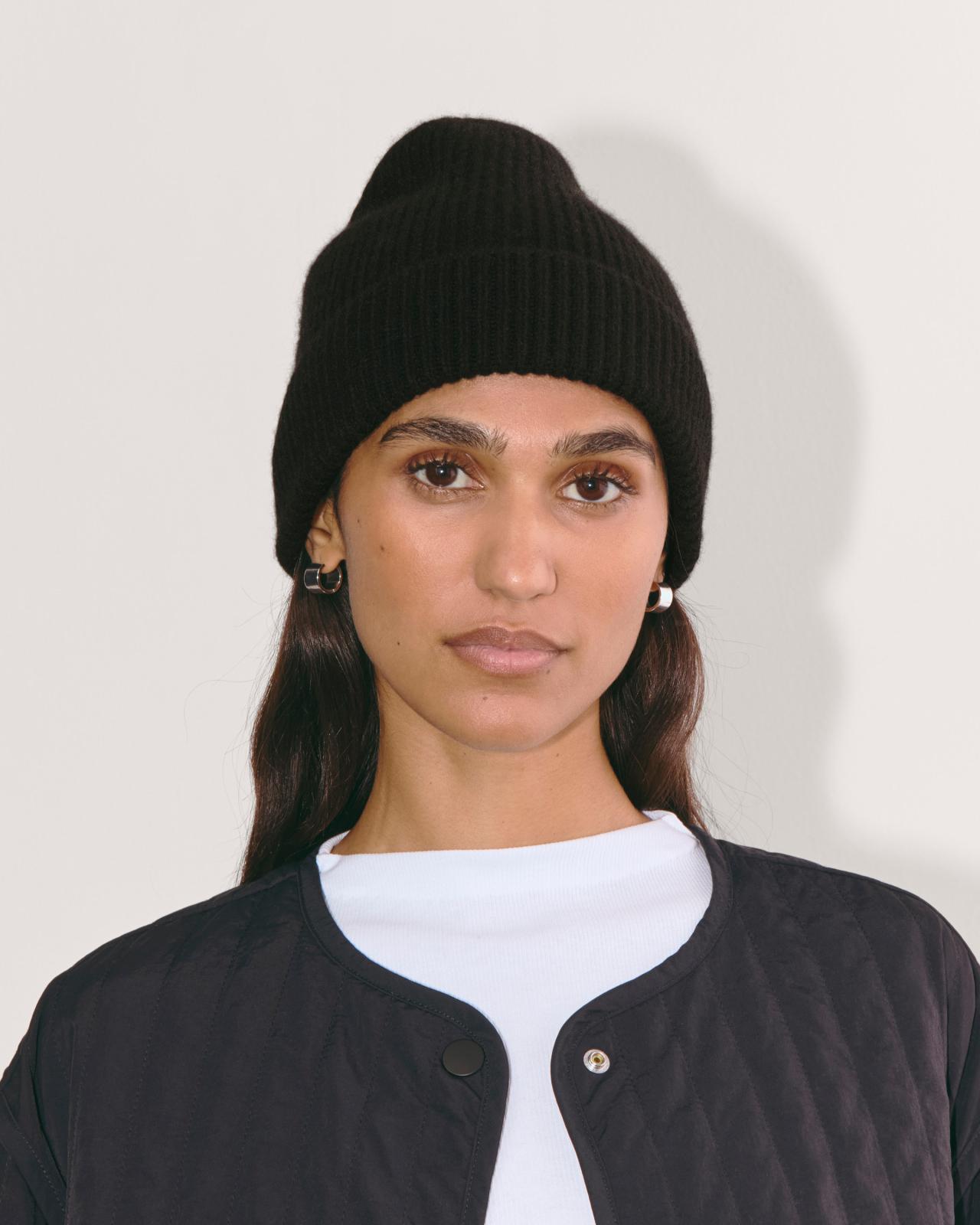 Womens Cashmere Ribbed Beanie by Everlane Product Image