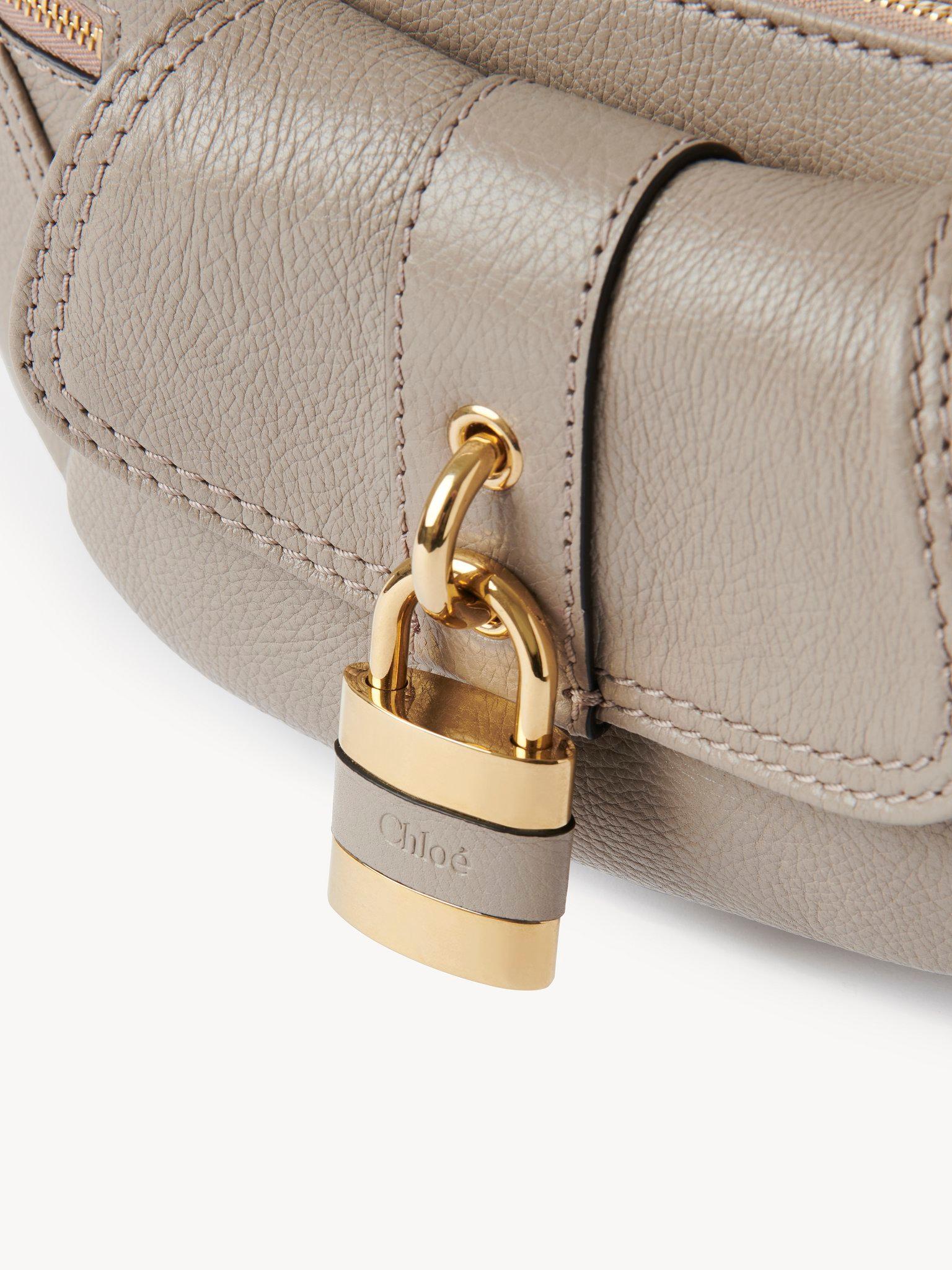 The 99 shoulder bag in grained leather Product Image