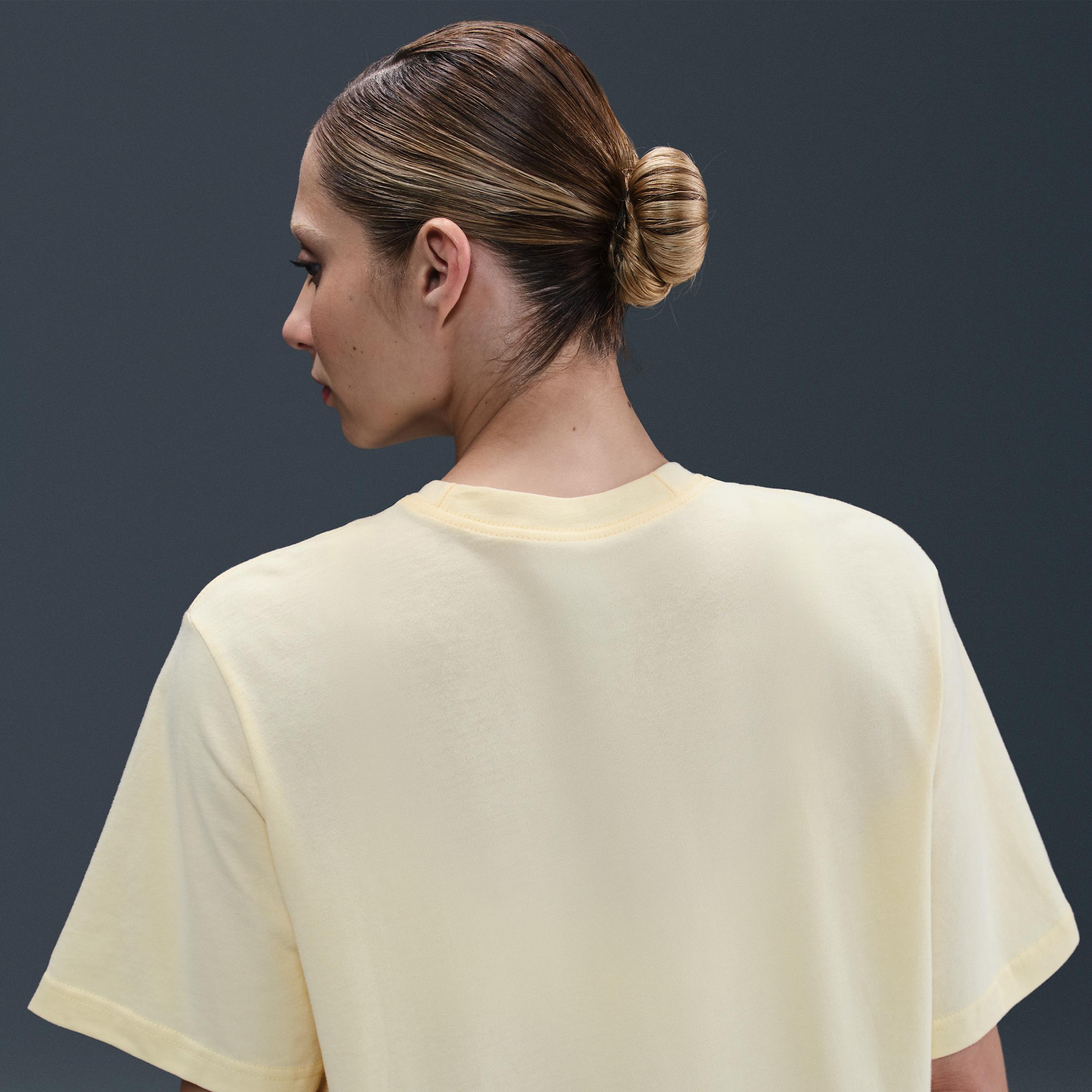 Womens Nike Sportswear Boxy T-Shirt | HV4653-104 Product Image