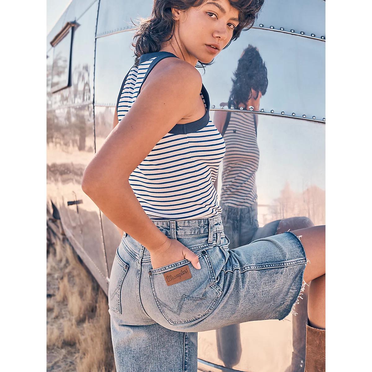 Women's Jort in Sand Surf Product Image