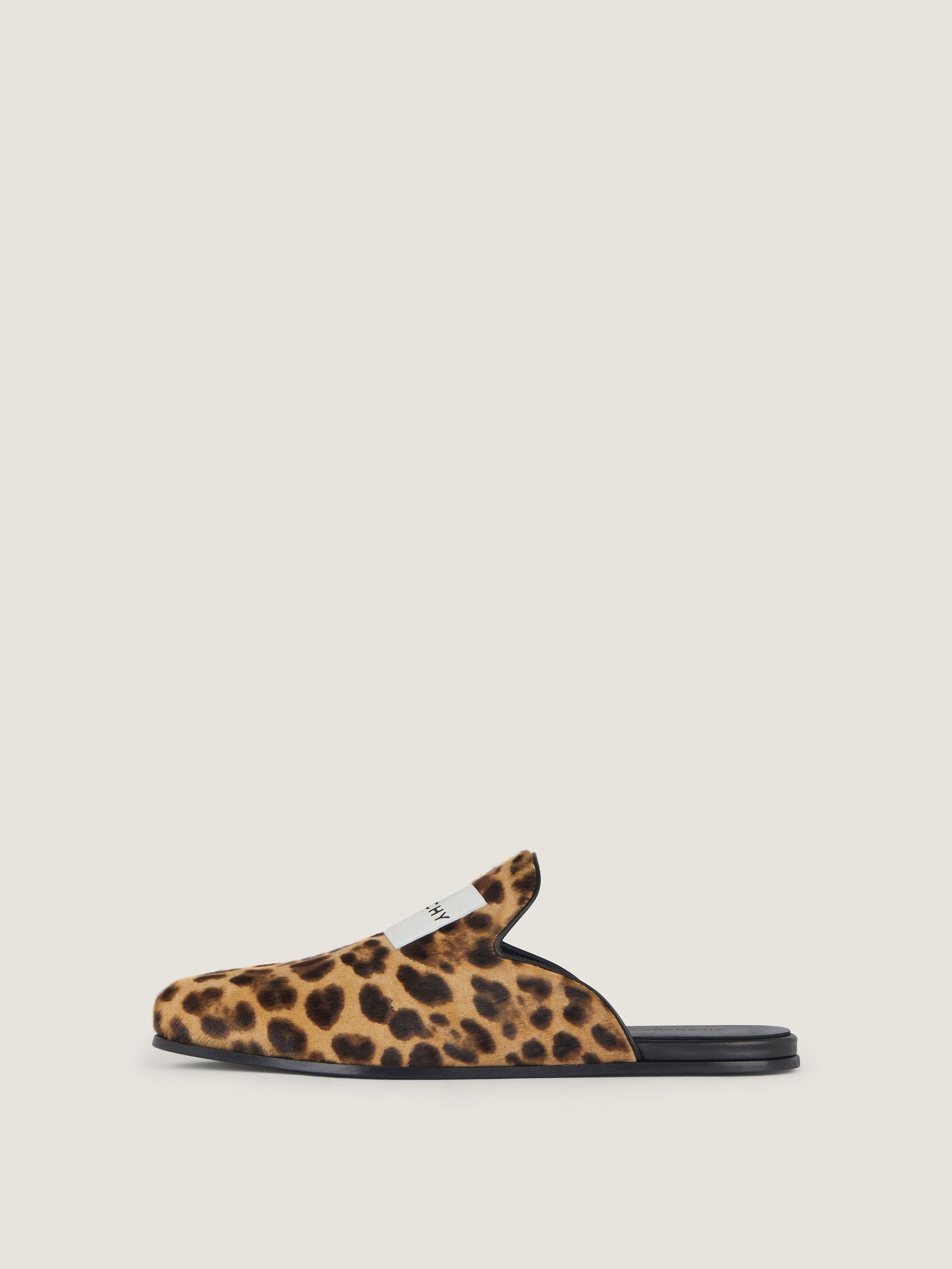 Label flat mules in pony effect leather with leopard pattern Product Image