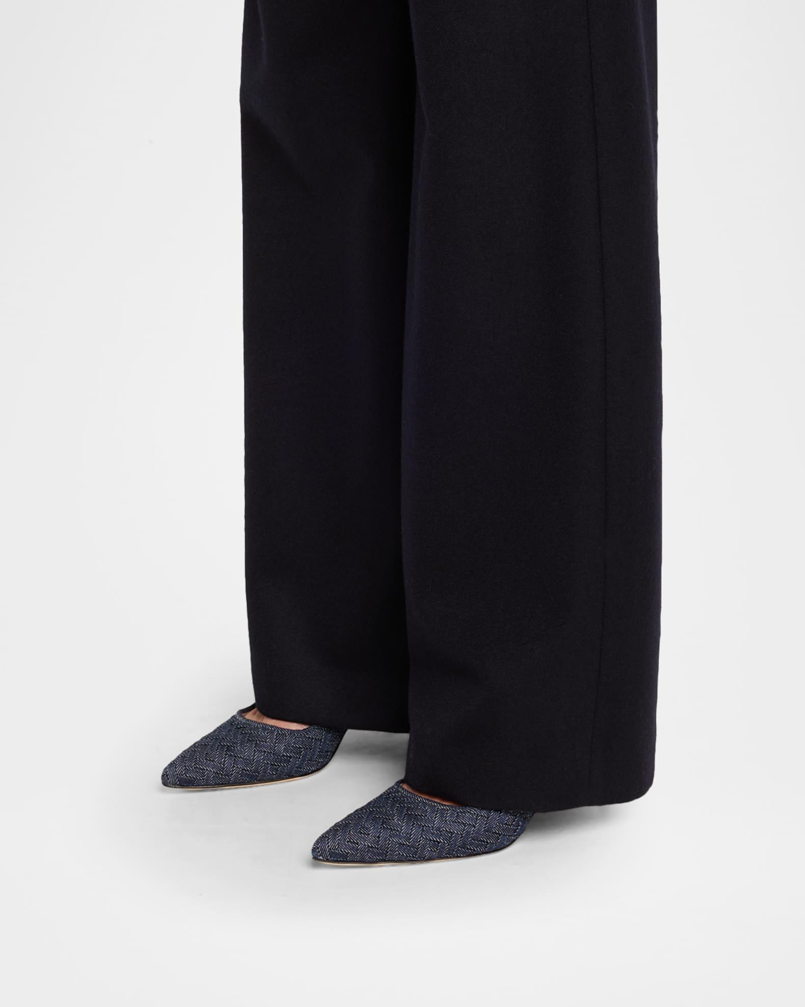 BB Chambray Pointed Pumps  Product Image