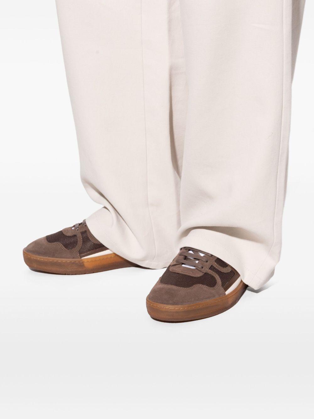 leather sneakers  Product Image