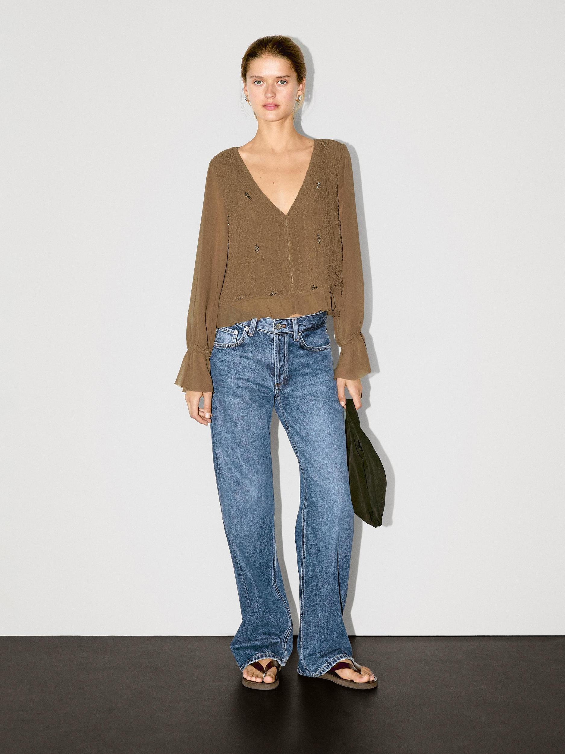 Textured shirt with ruffles Product Image