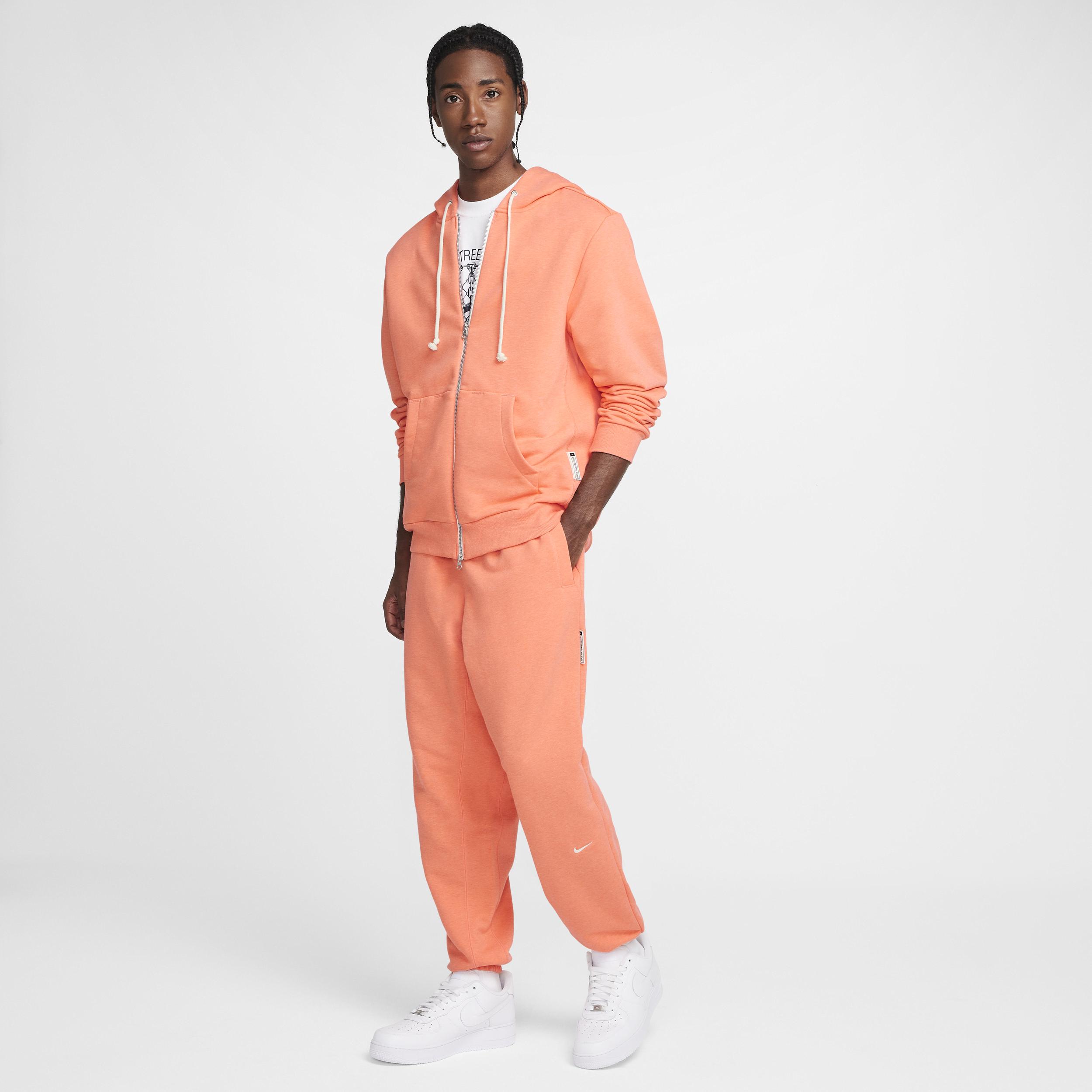 Nike Standard Issue Men's Dri-FIT Basketball Pants Product Image