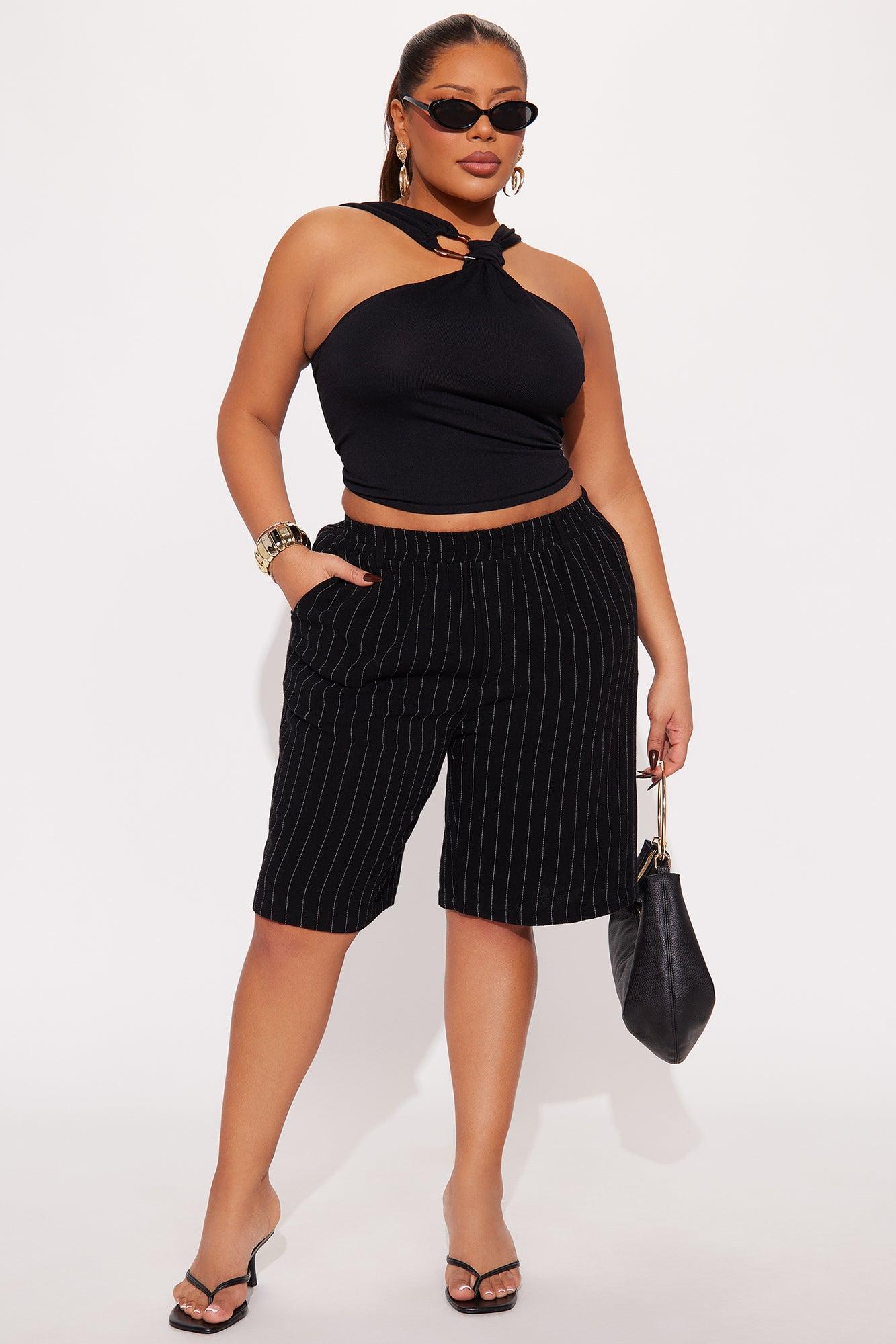 Natasha Linen Bermuda Short - Black Product Image