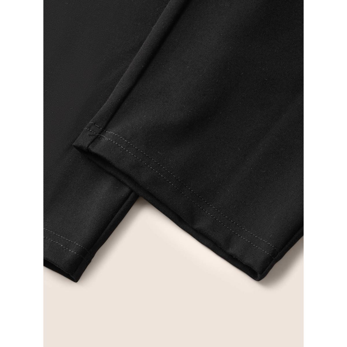 Plus Size Plain Drawstring Waist Tapered Pants Women Black Casual High Rise Everyday Pants BloomChic 18-20/2X Product Image