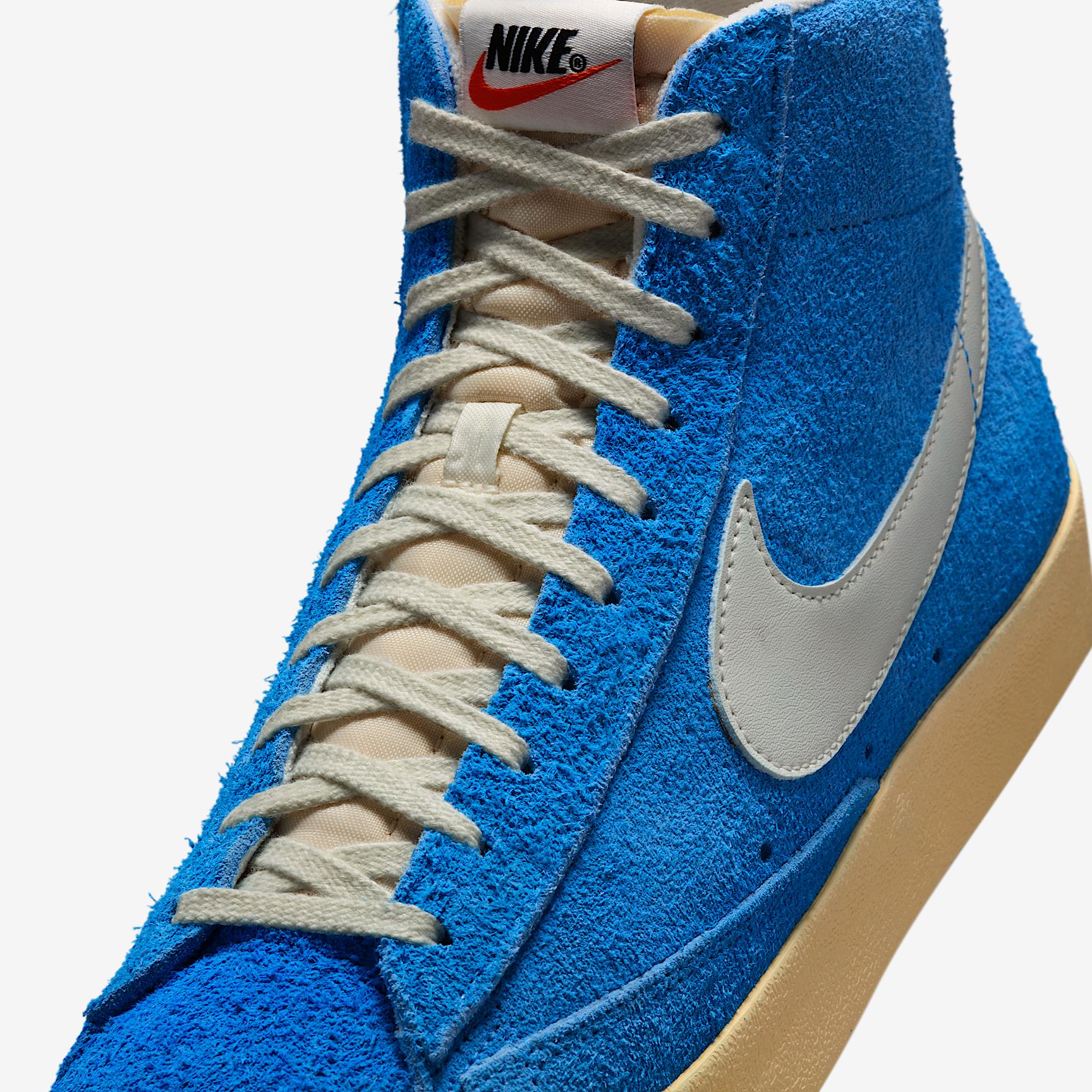 Nike Mens Blazer Mid 77 Premium Shoes | HF3157-400 Product Image