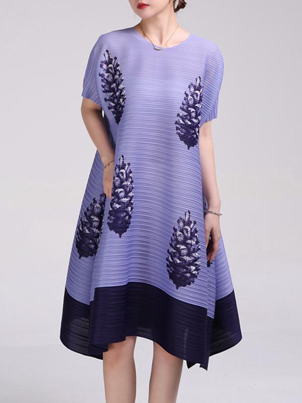 A-Line Loose Flower Print Pleated Round-Neck Midi Dresses Product Image