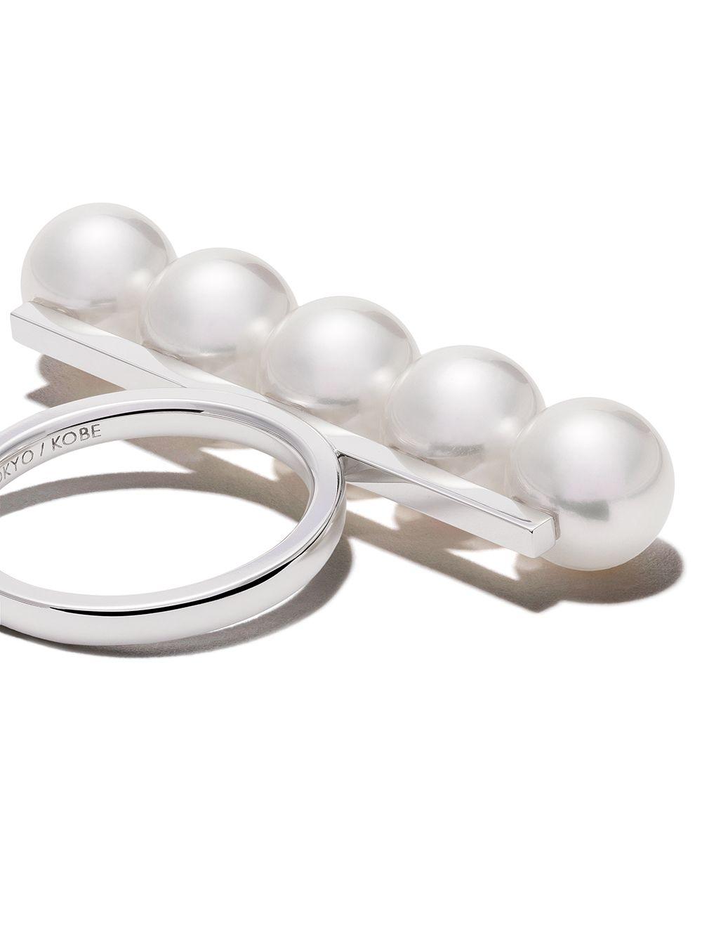 18kt white gold Balance signature ring Product Image