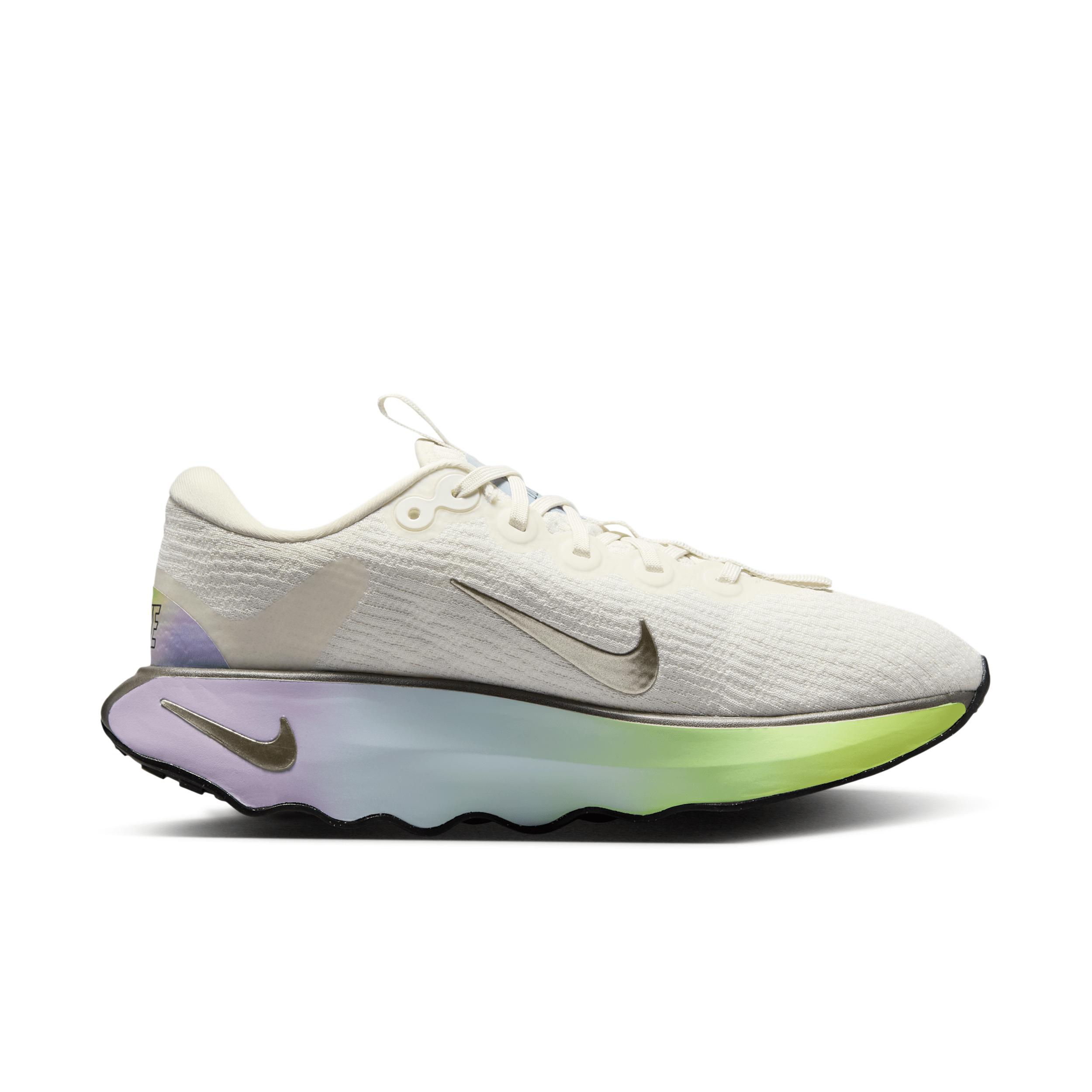 Nike Women's Motiva SE Walking Shoes Product Image
