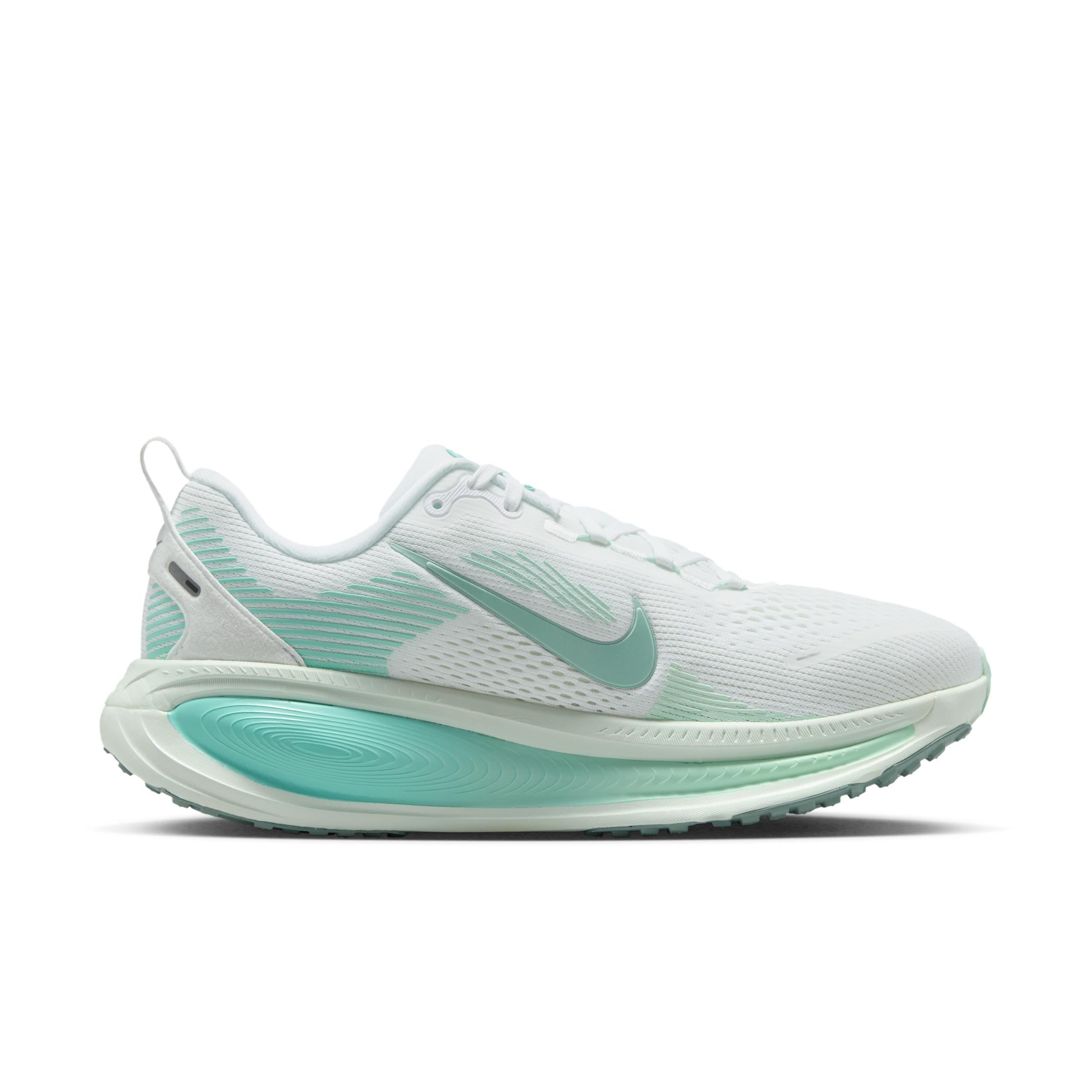 Nike Women's Vomero 18 Road Running Shoes Product Image