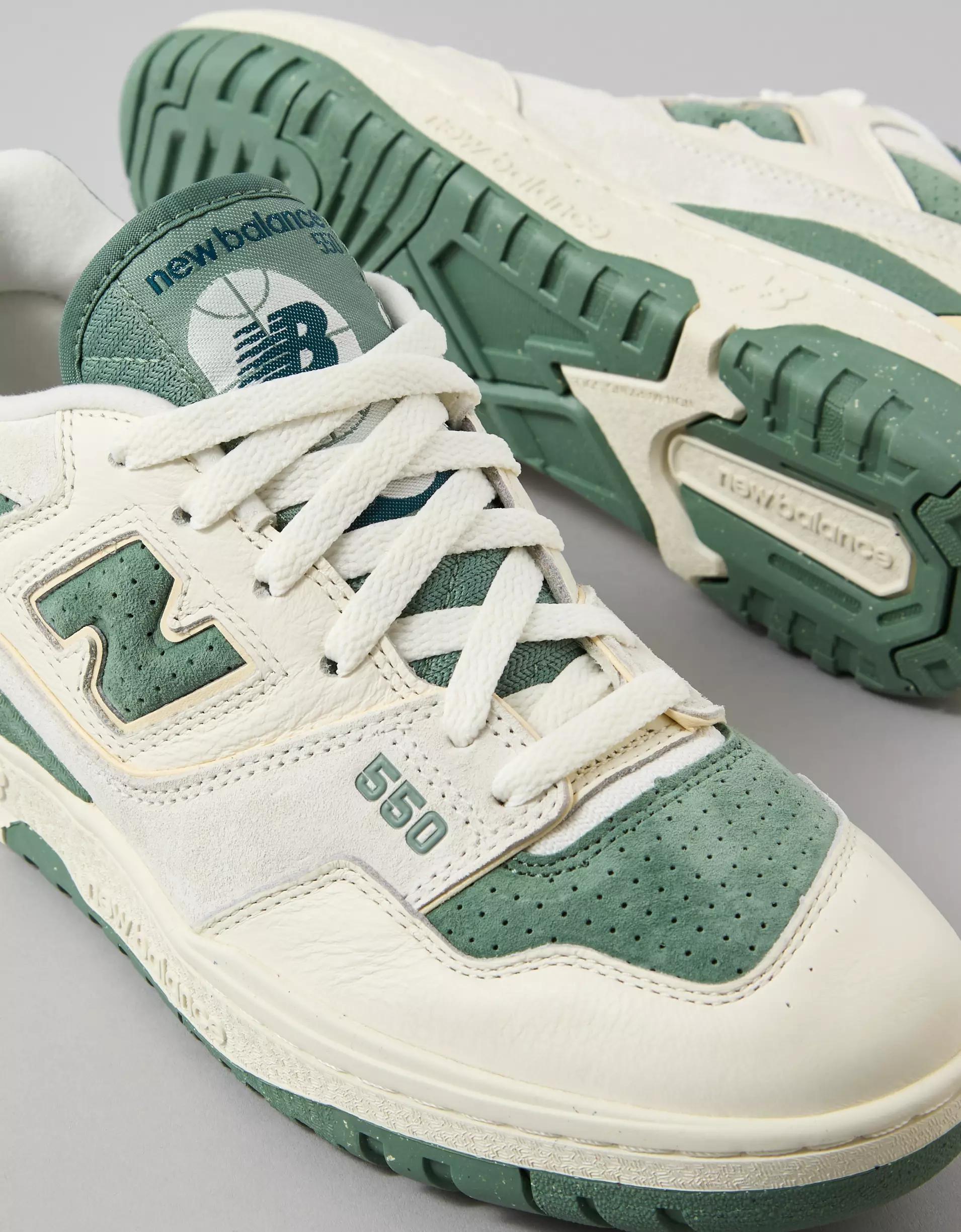New Balance 550 Sneaker Product Image