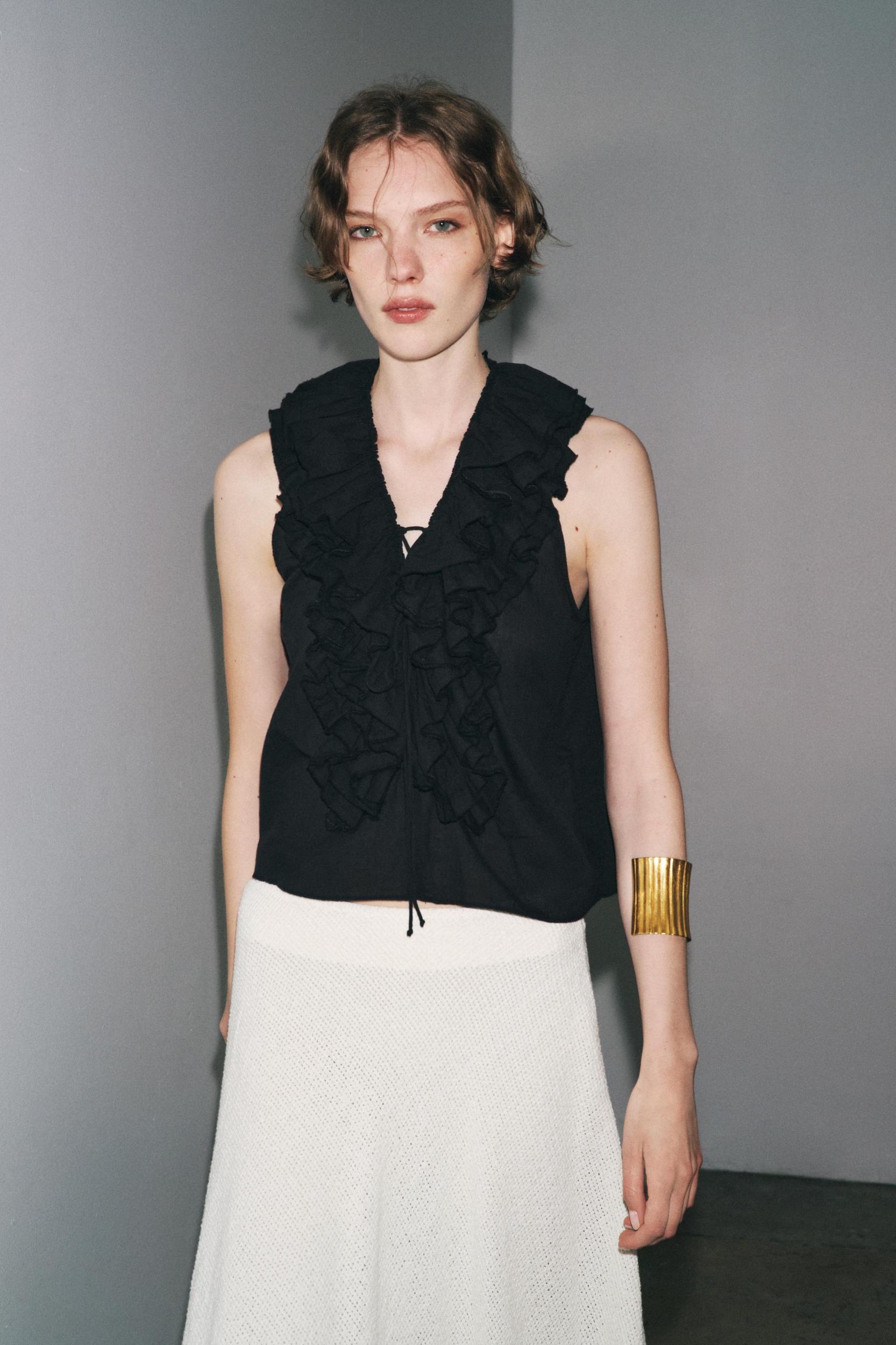 ZW COLLECTION RUFFLED TOP Product Image