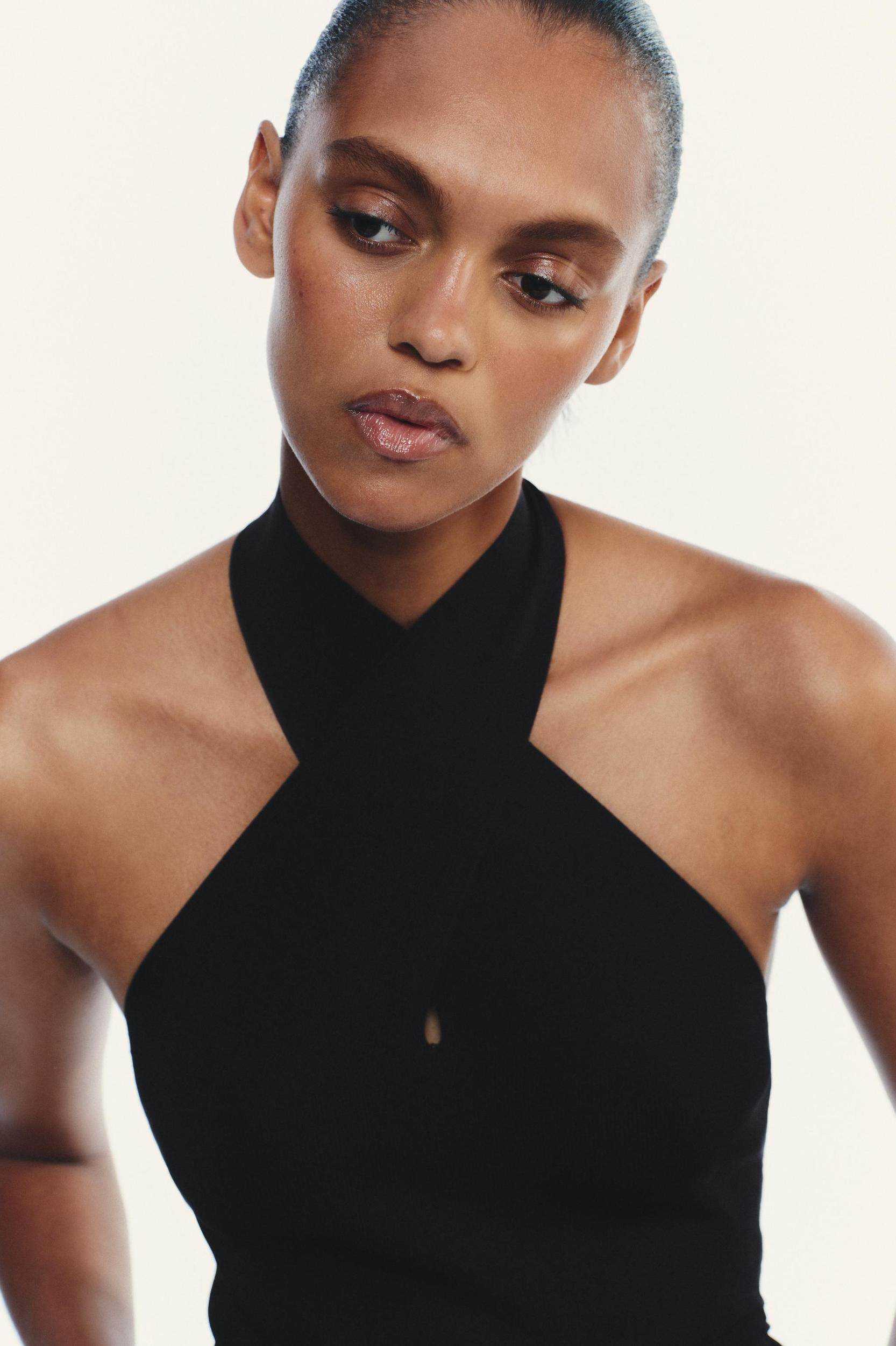 RUCHED KNIT HALTER TOP Product Image