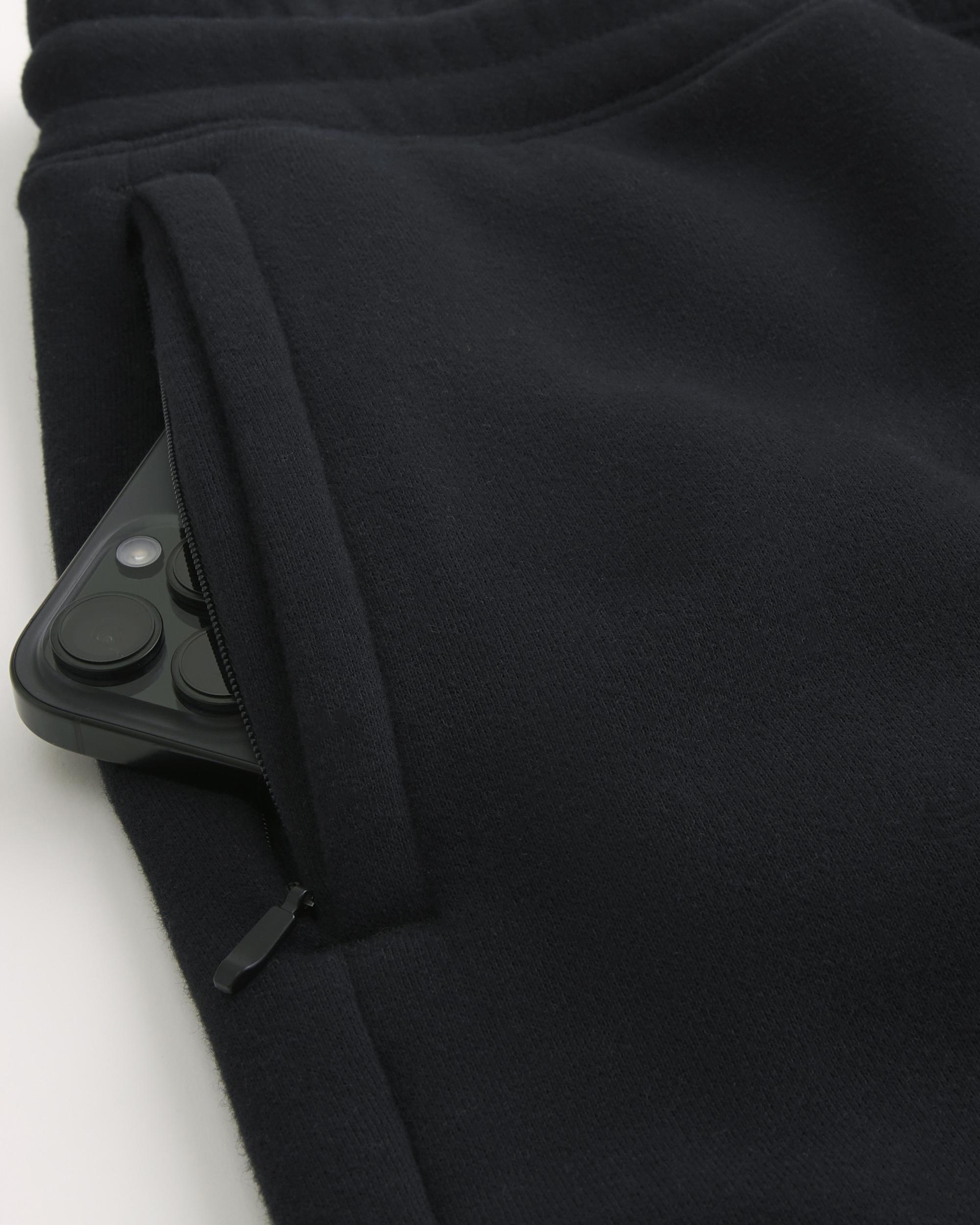 Relaxed Fleece Joggers Product Image