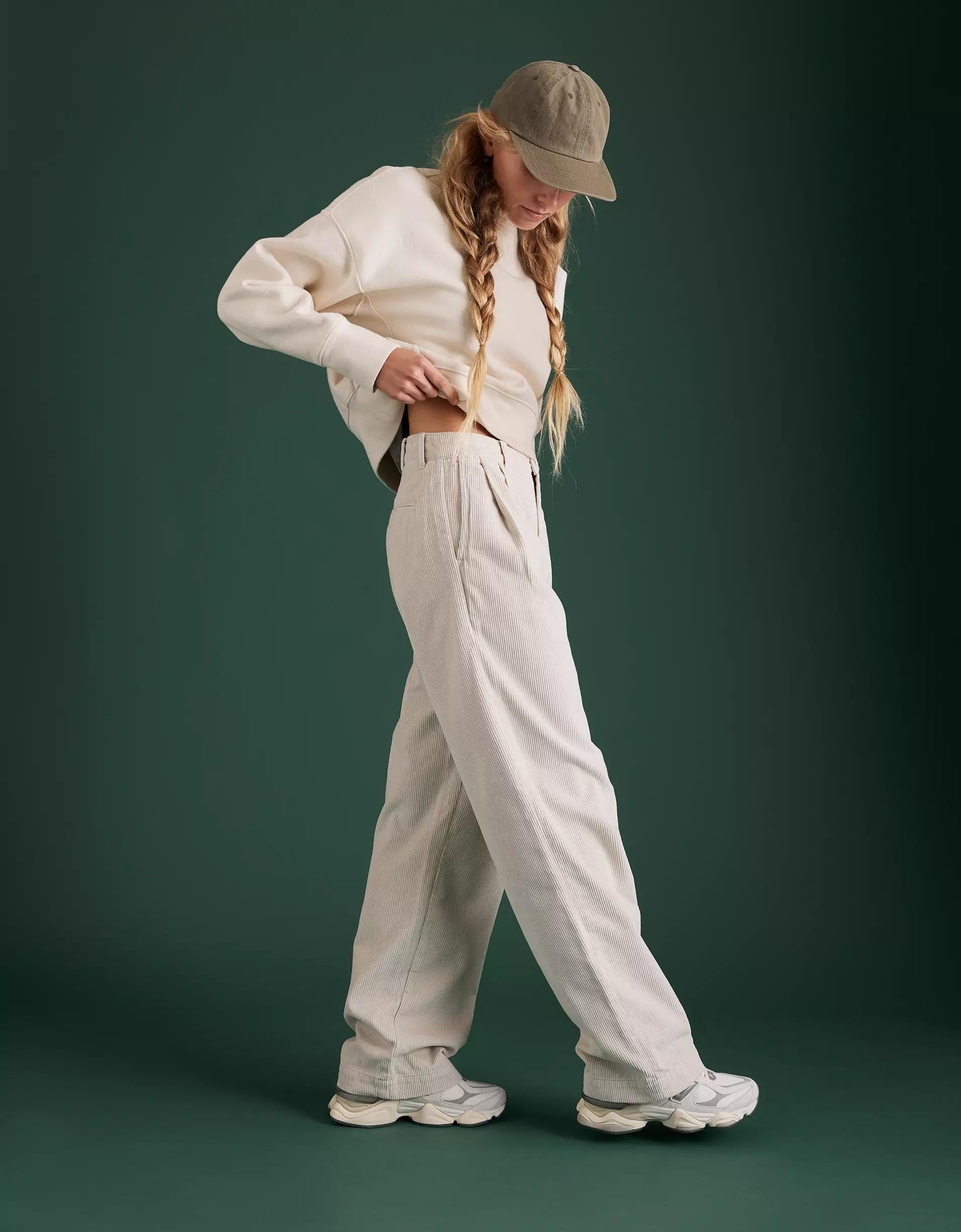 AE77 Premium Pleated Corduroy Pant Product Image