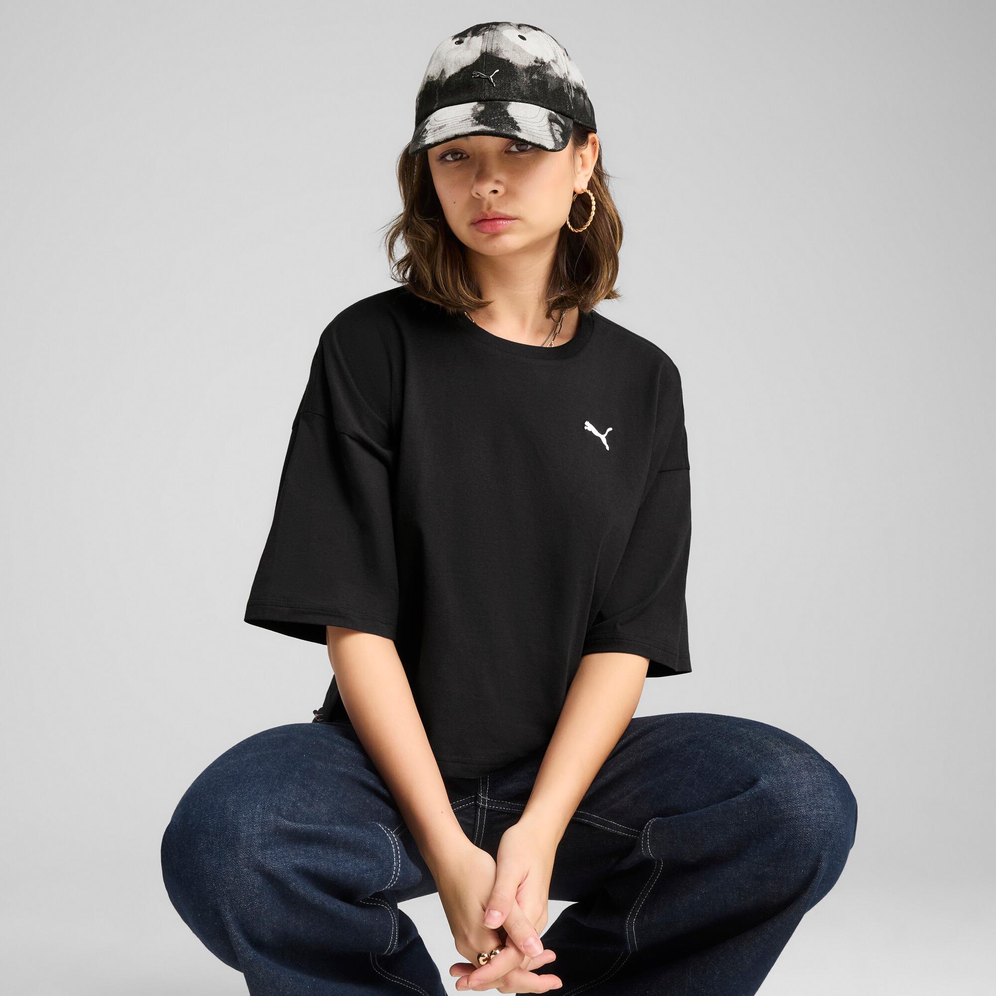 Wardrobe Essentials Women's Oversized Short Tee Product Image
