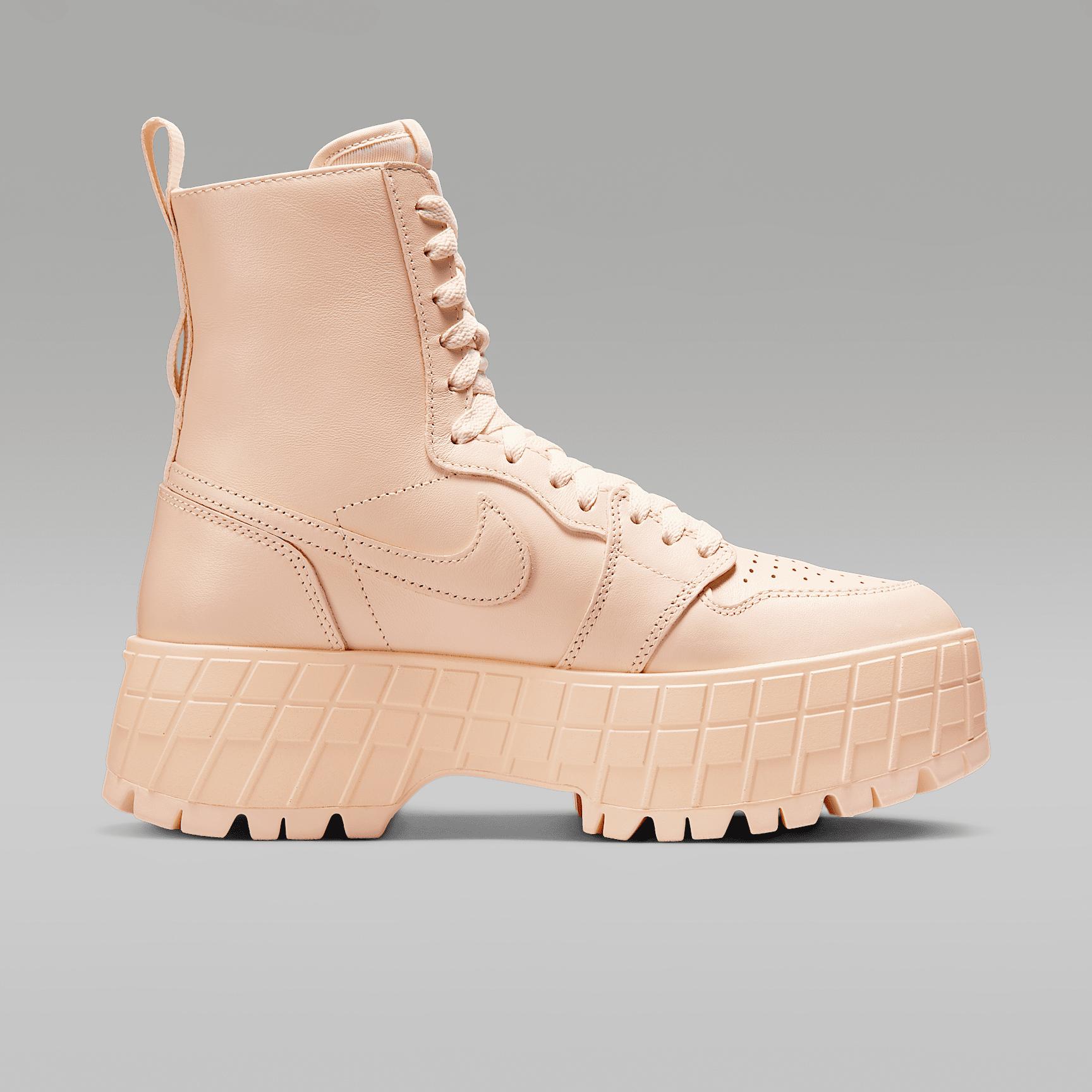 Air Jordan 1 Brooklyn Women's Boots Product Image