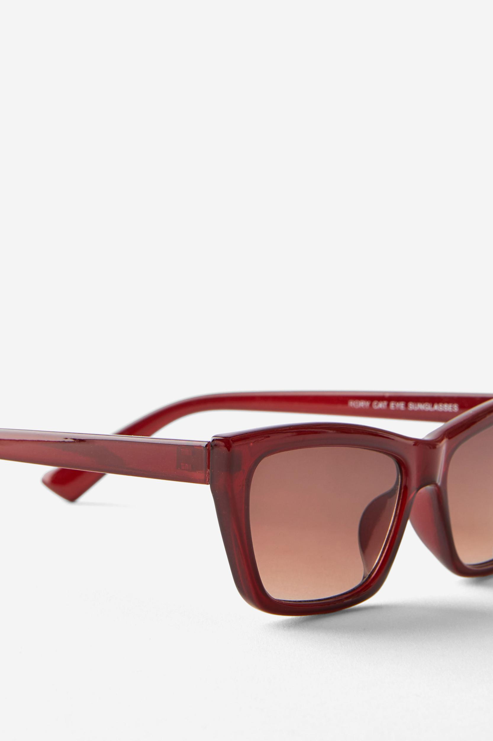 Rory Cat Eye Sunglasses Product Image