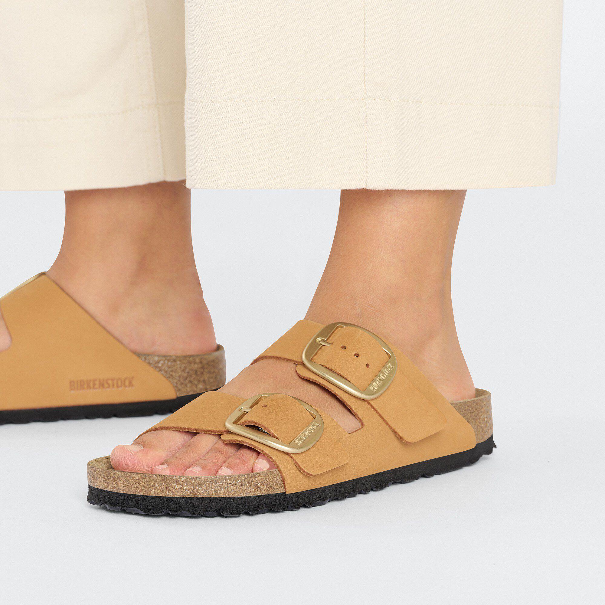 Arizona Big Buckle Nubuk Leather Product Image