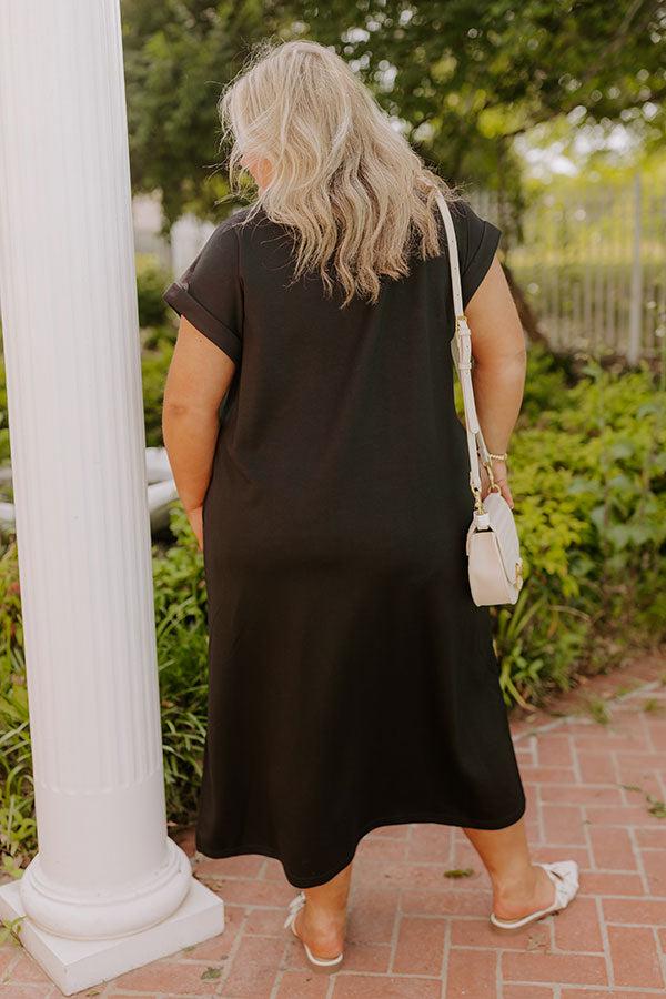 Cue The Casual T-shirt Midi Dress in Black Curves Product Image