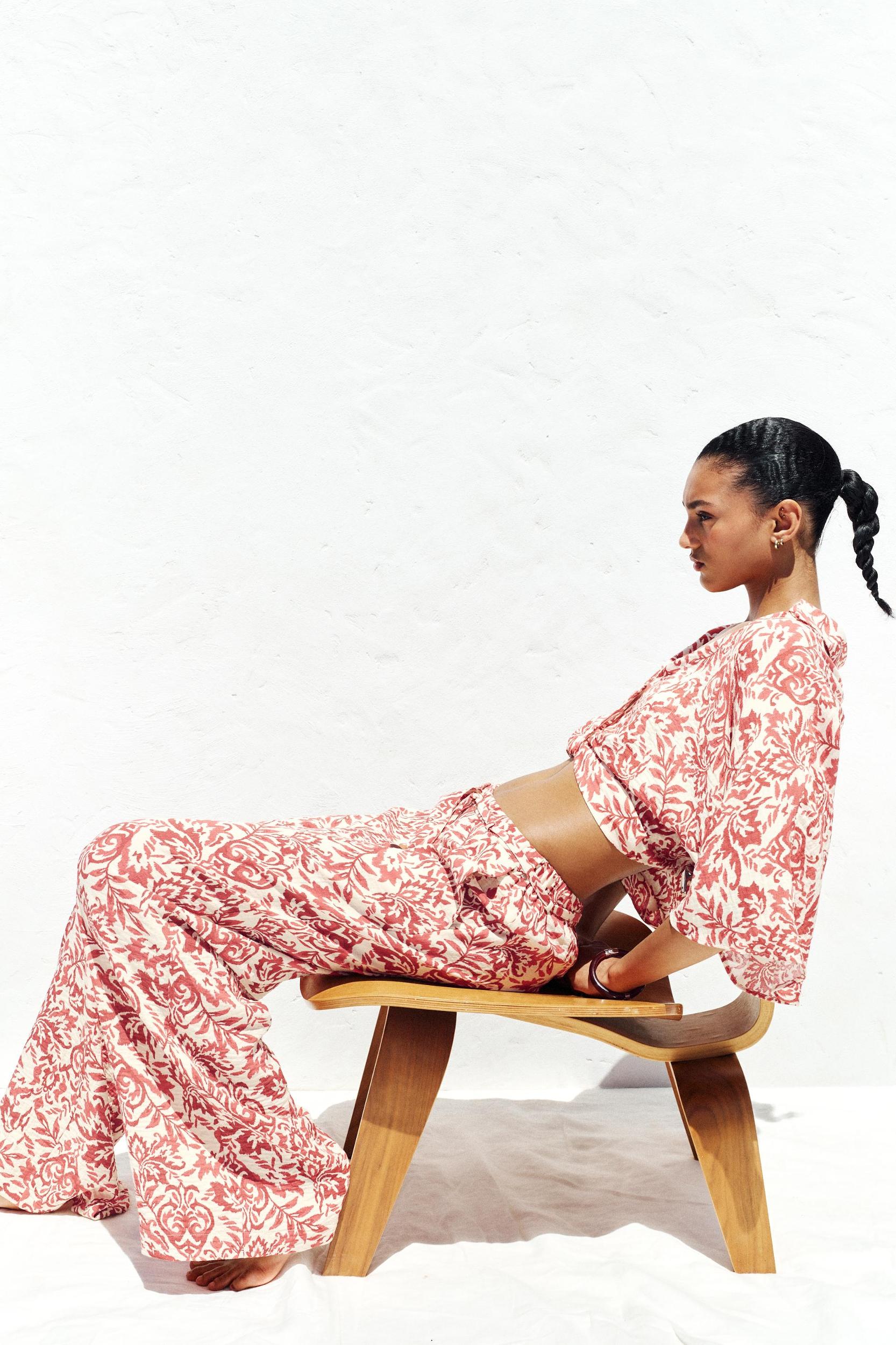 PRINTED RUSTIC WIDE-LEG PANTS Product Image