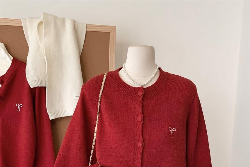 Mock Two-Piece Round Neck Bow Embroidered Cardigan Product Image