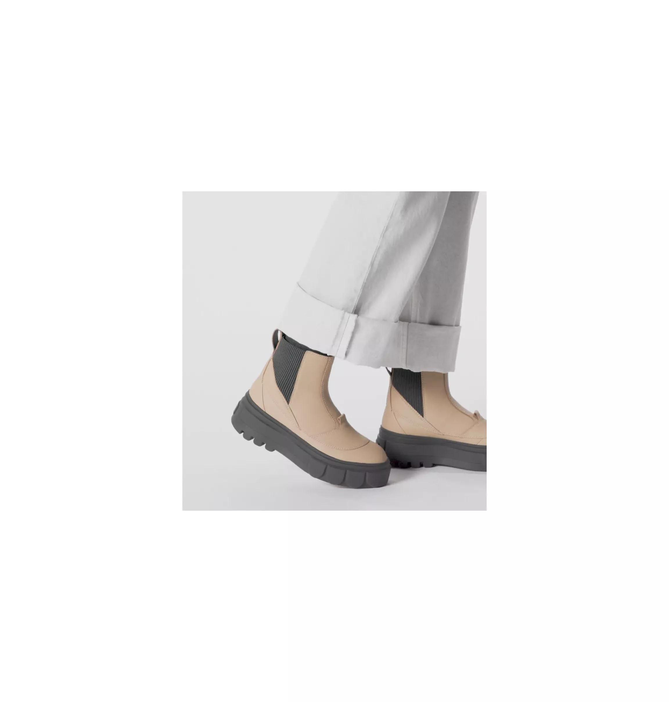 Sorel Womens Caribou X Platform Chelsea Boots Product Image