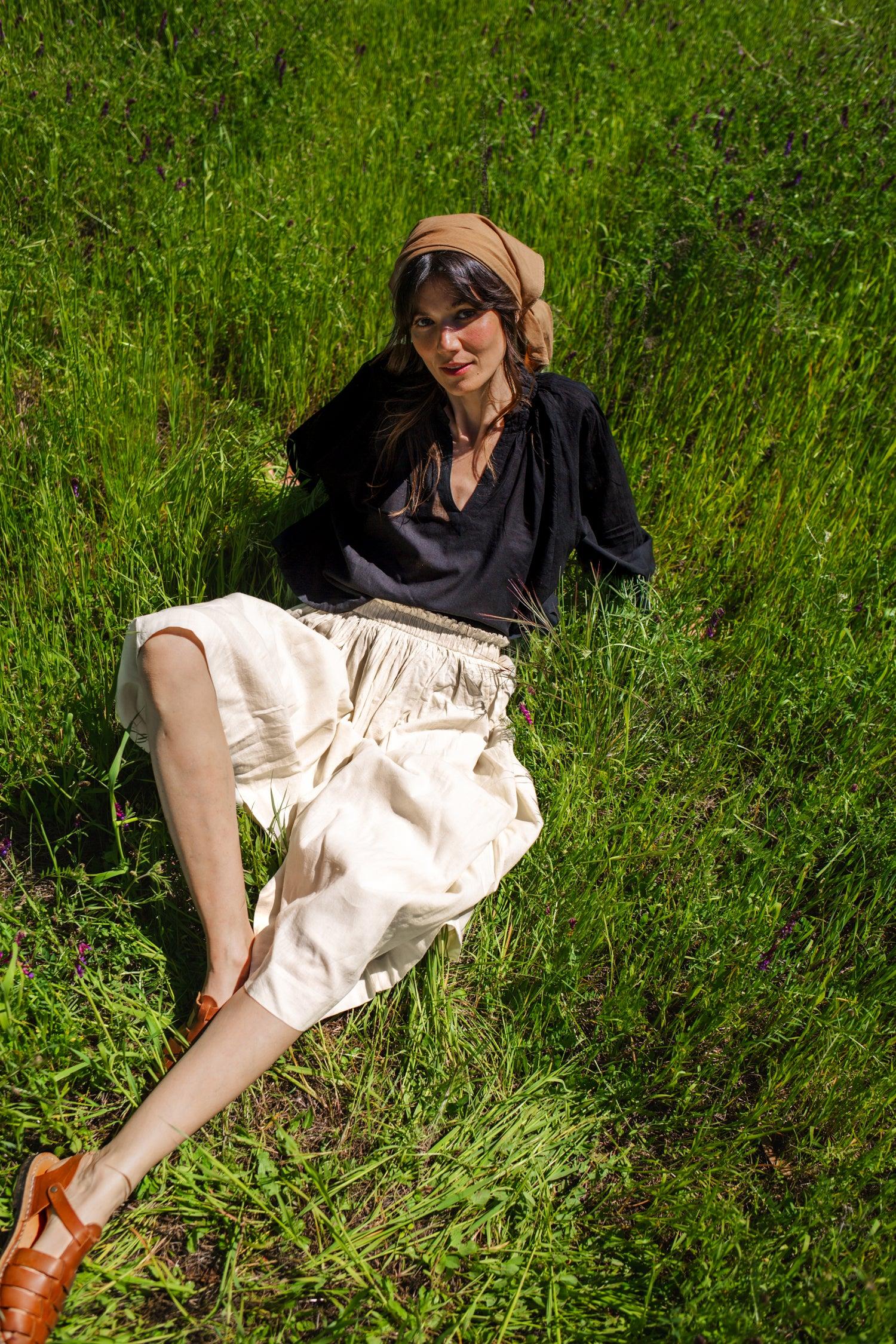 Off White Cotton Pleated Skirt Product Image