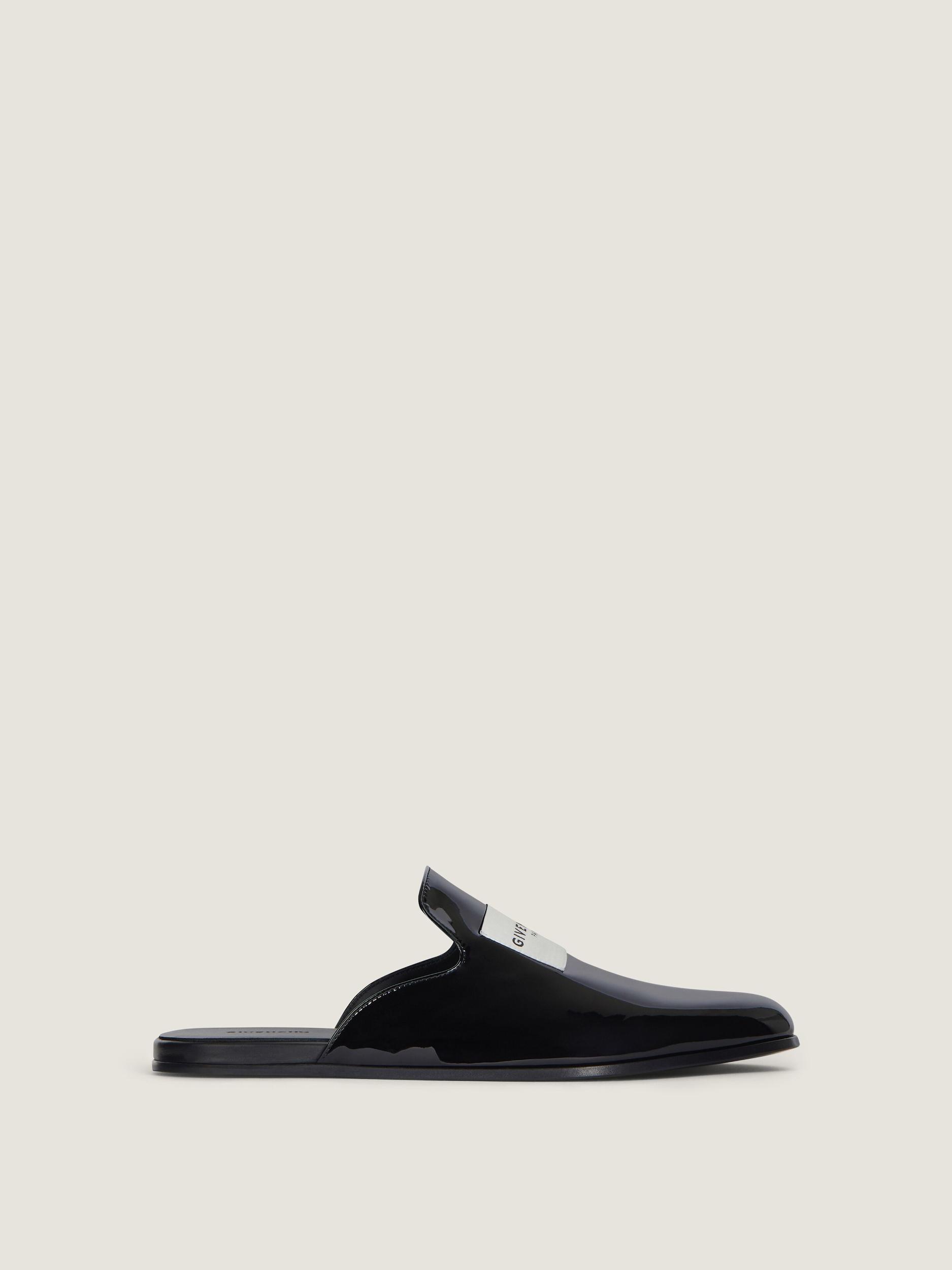 Label flat mules in patent leather Product Image