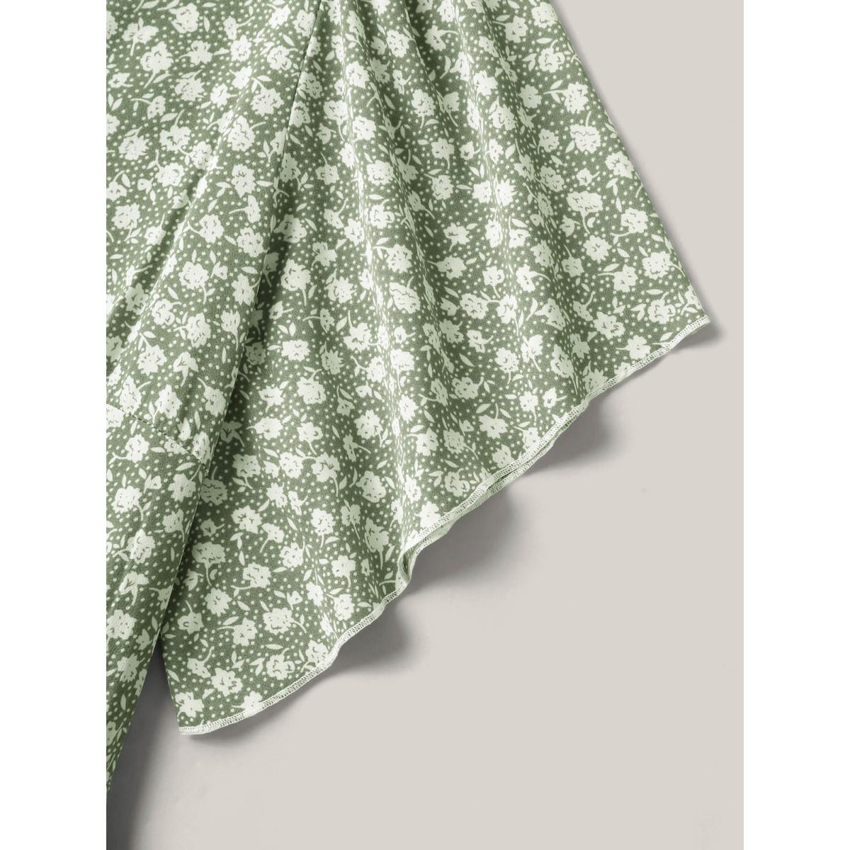 Plus Size Ditsy Floral Print Flared Sleeve Midi Dress Greenbean Women Non Short sleeve Curvy BloomChic 18-20/2X Product Image