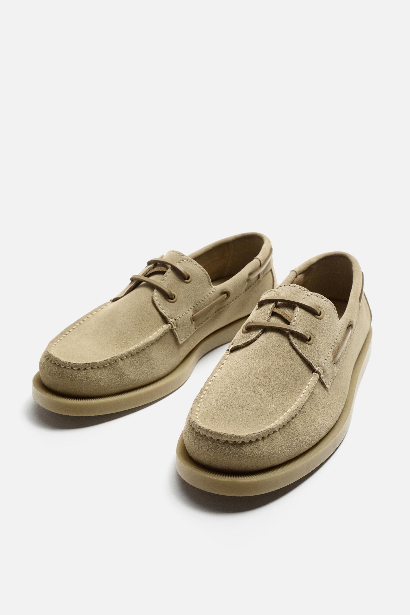 LEATHER BOAT SHOES Product Image