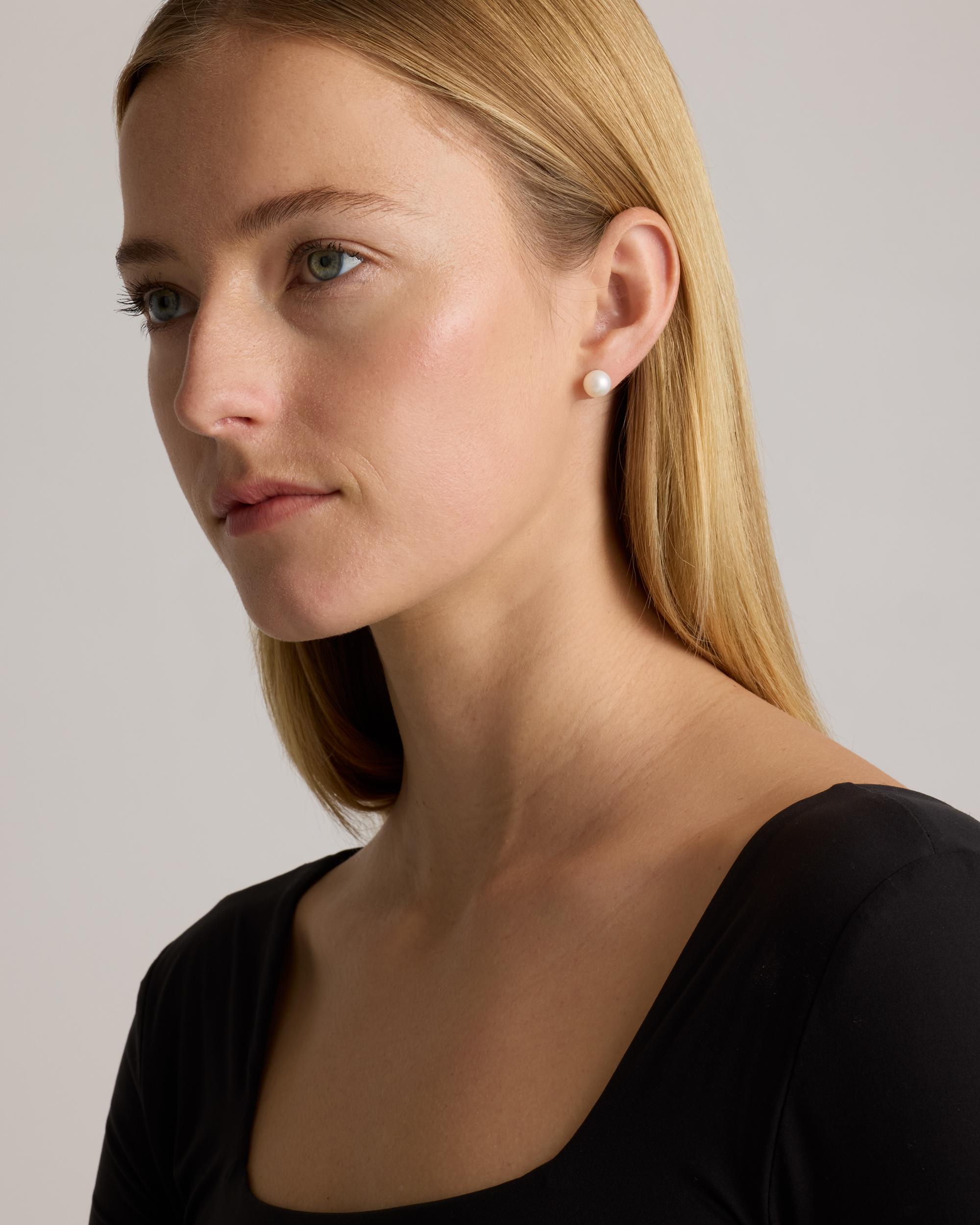 Quince | Women's 14K Gold Freshwater Cultured Pearl Studs Product Image