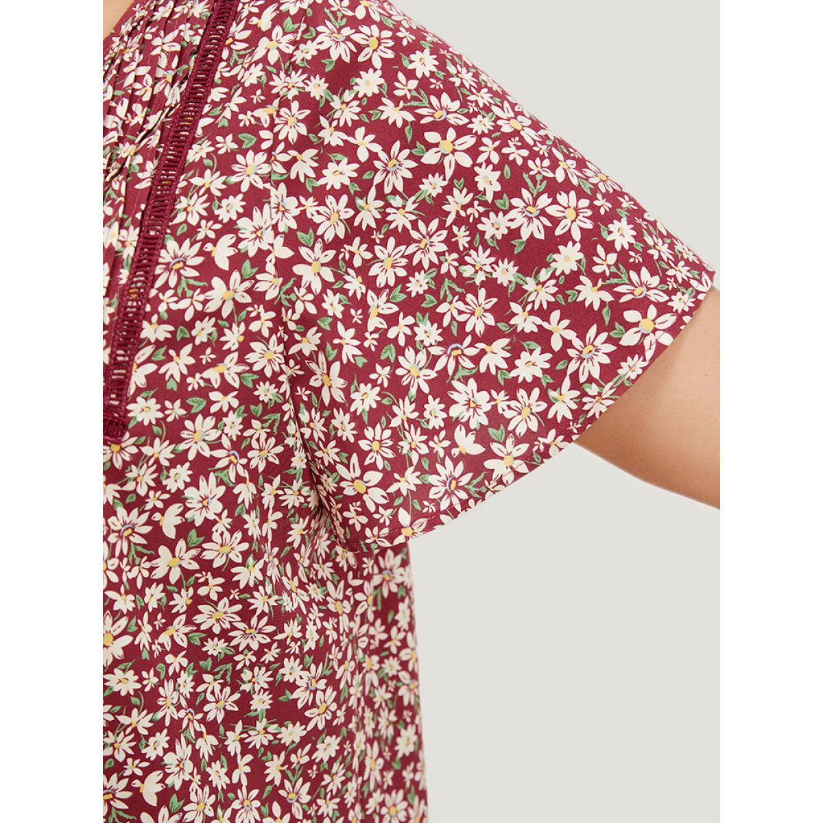 Plus Size RedViolet Ditsy Floral Lace Gathered Tie Neck Blouse Women Elegant Short sleeve Tie Neck Dailywear Blouses BloomChic 10/M Product Image