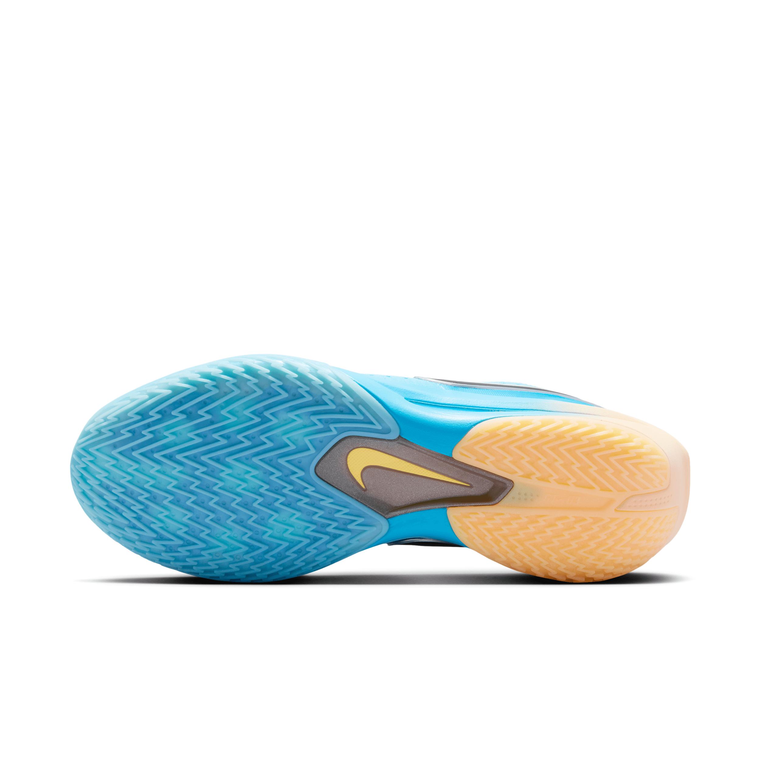 Nike Men's G.T. Cut 3 Basketball Shoes Product Image