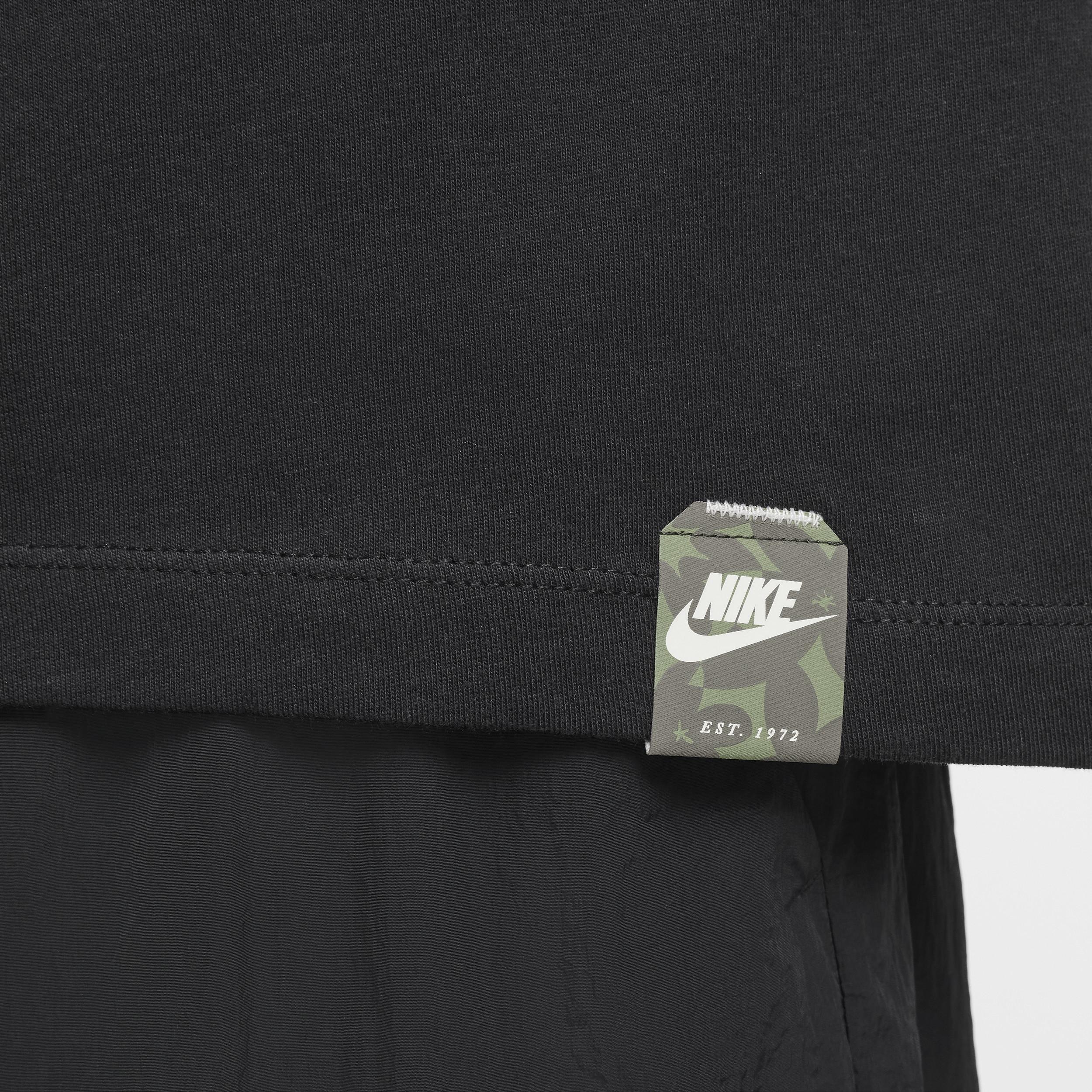 Mens Nike Sportswear Club T-Shirt | FZ7952-010 Product Image