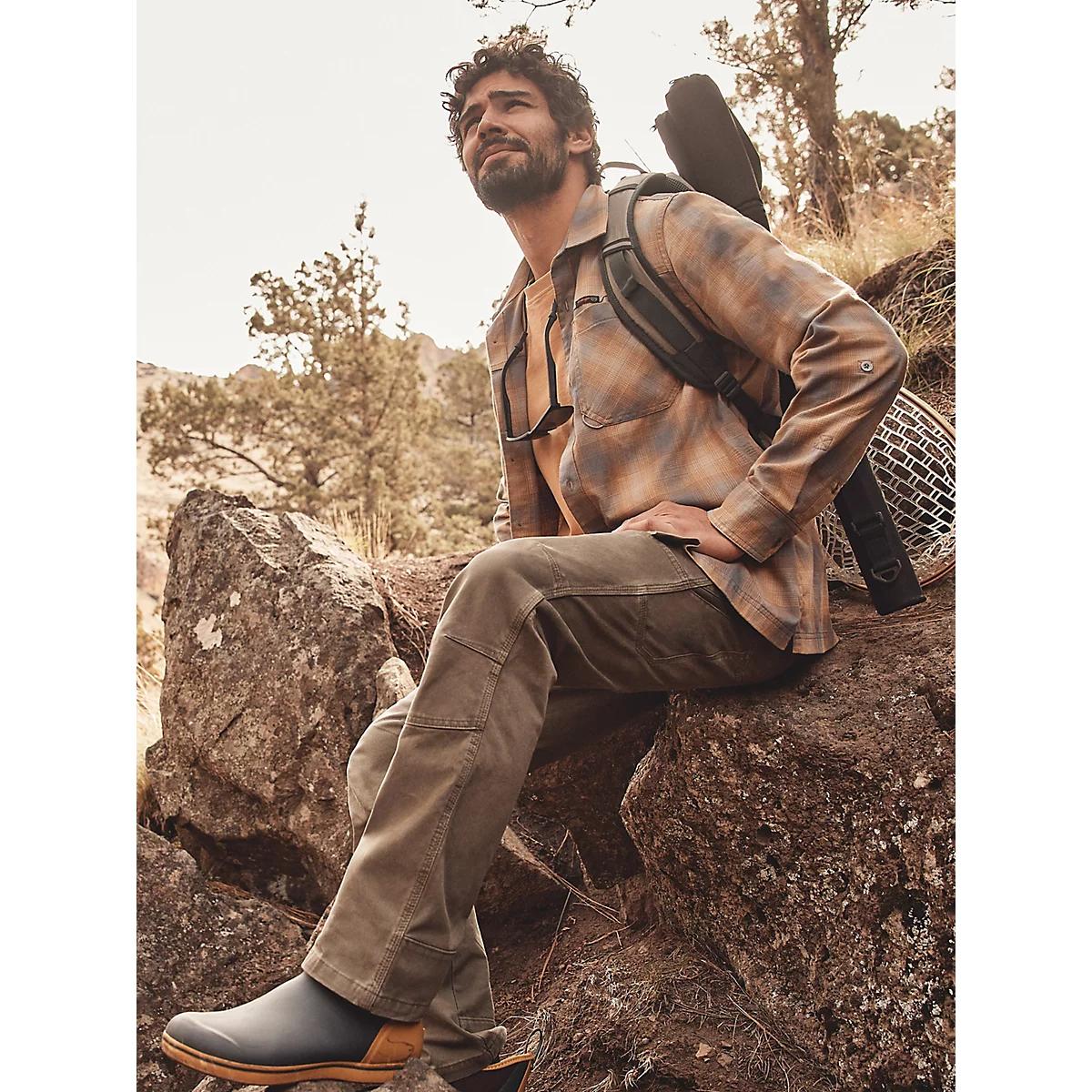 Wrangler ATG™ Men's Jackson Utility Pant in Sea Turtle Product Image