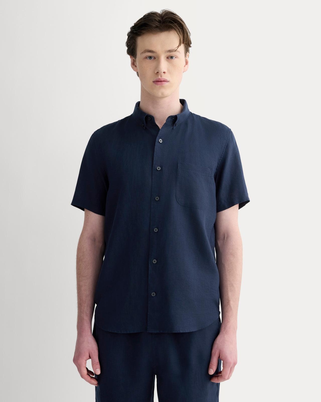 Mens Classic Short-Sleeve Shirt in Linen by Everlane Product Image